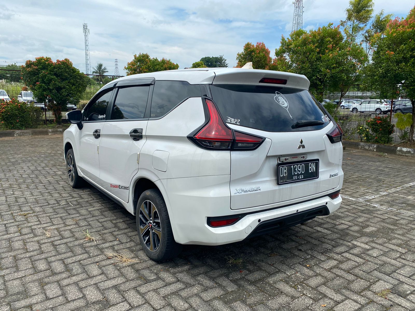 gambar besar 4