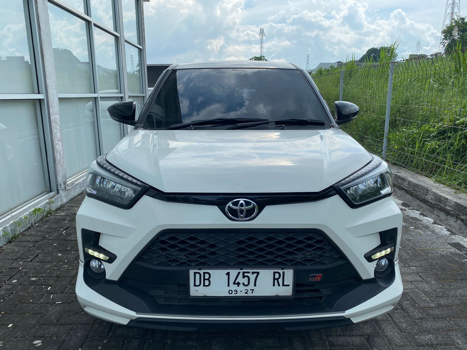 gambar besar 3