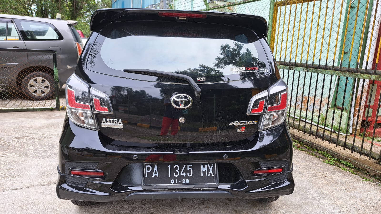 gambar besar 4