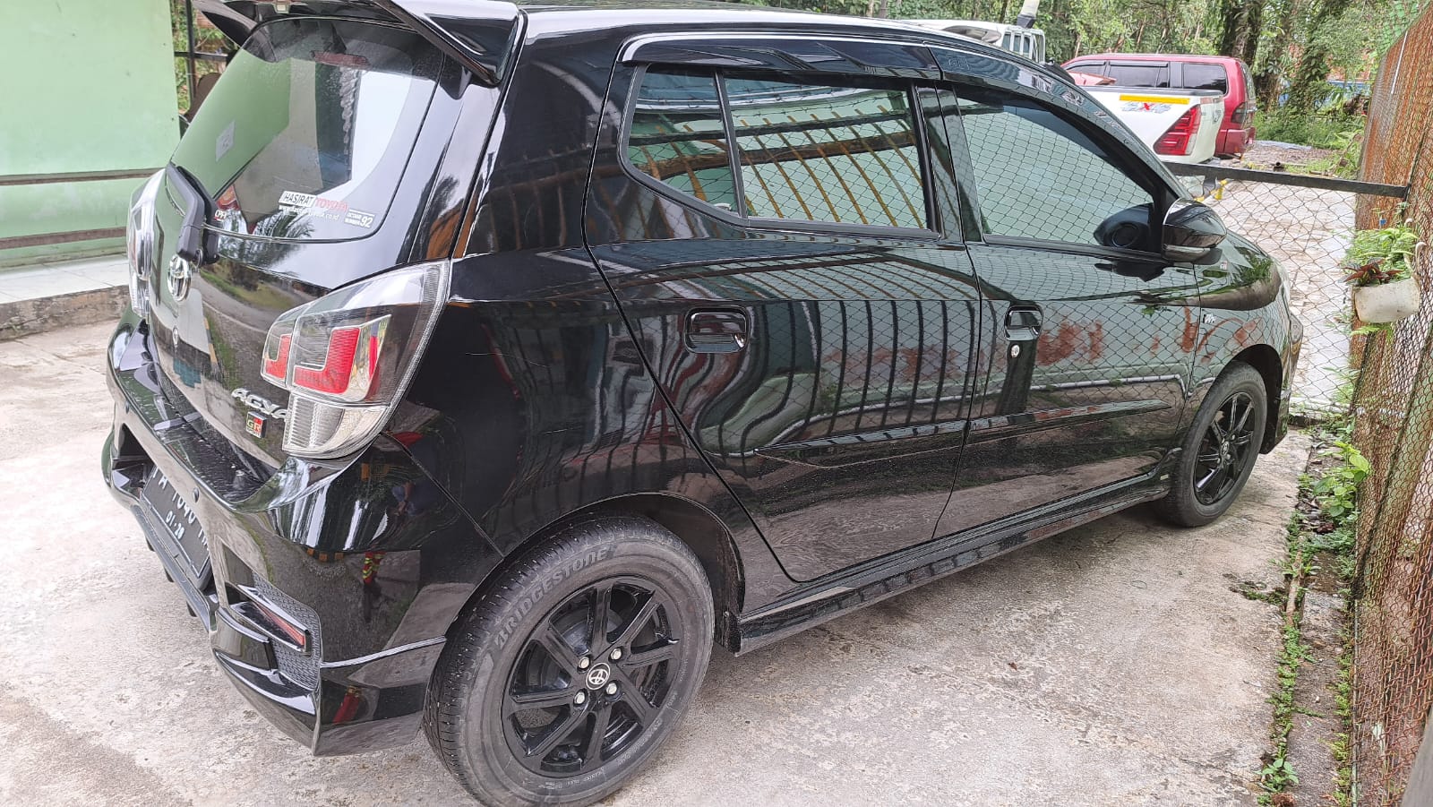 gambar besar 2