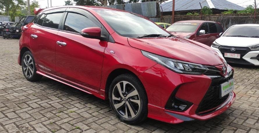 YARIS 1.5 S M/T