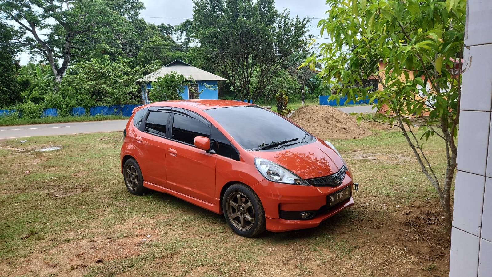 gambar besar 2