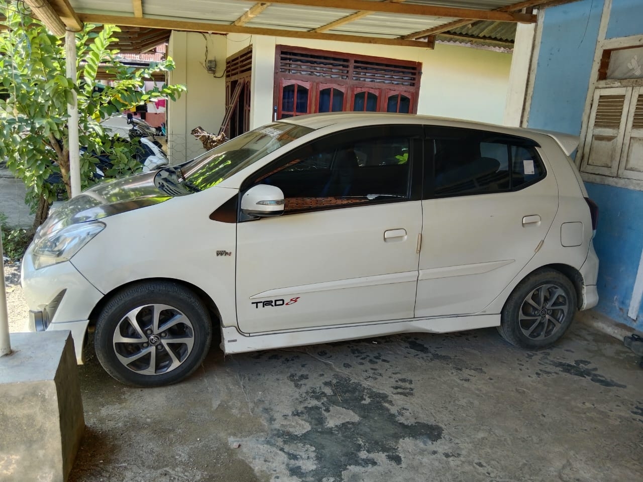 gambar besar 2