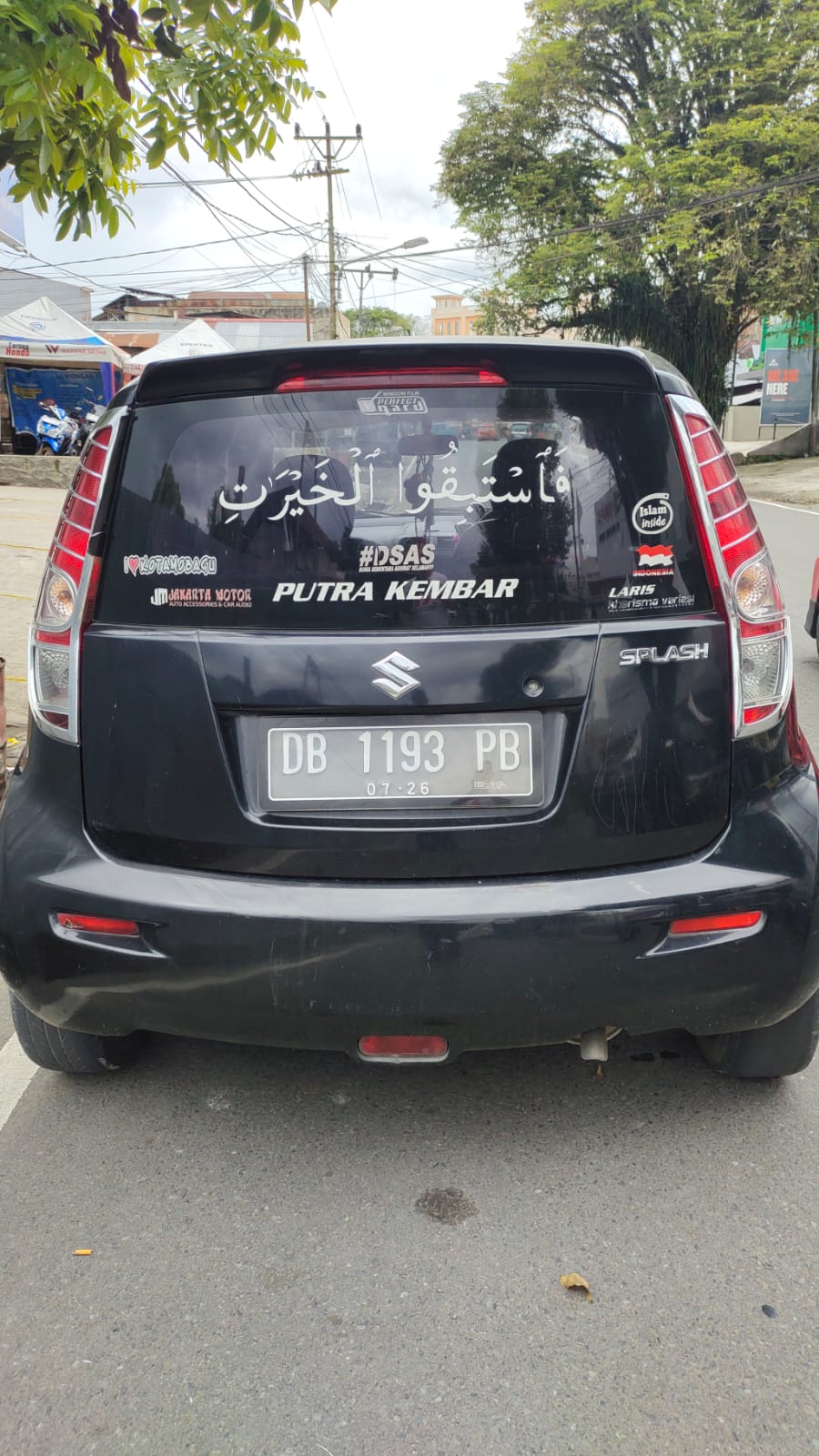 gambar besar 2