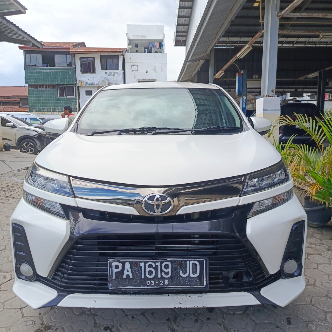 gambar besar 2
