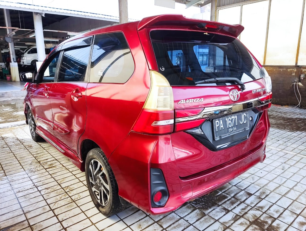gambar besar 3