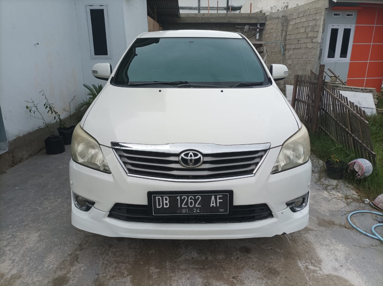 INNOVA V A/T