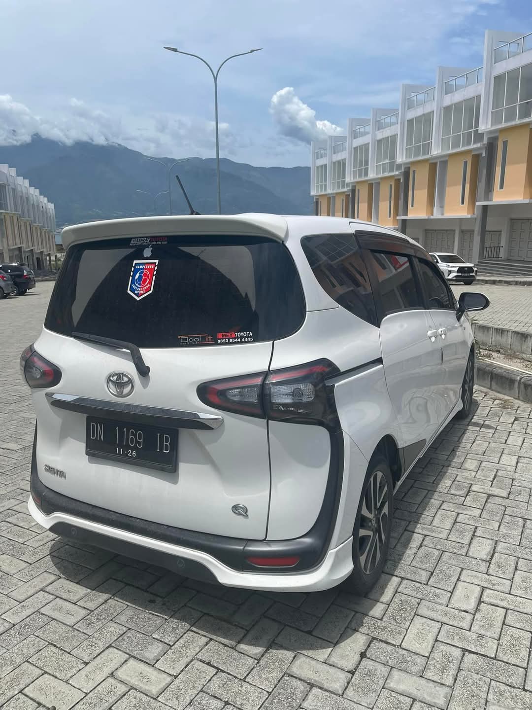 gambar besar 2