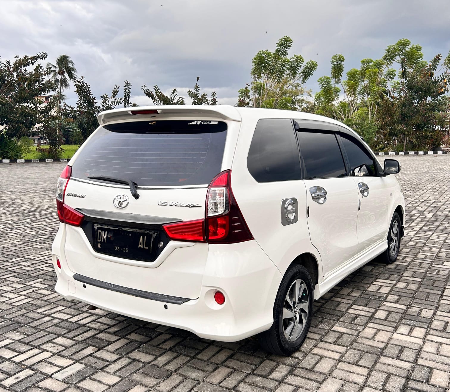 gambar besar 5