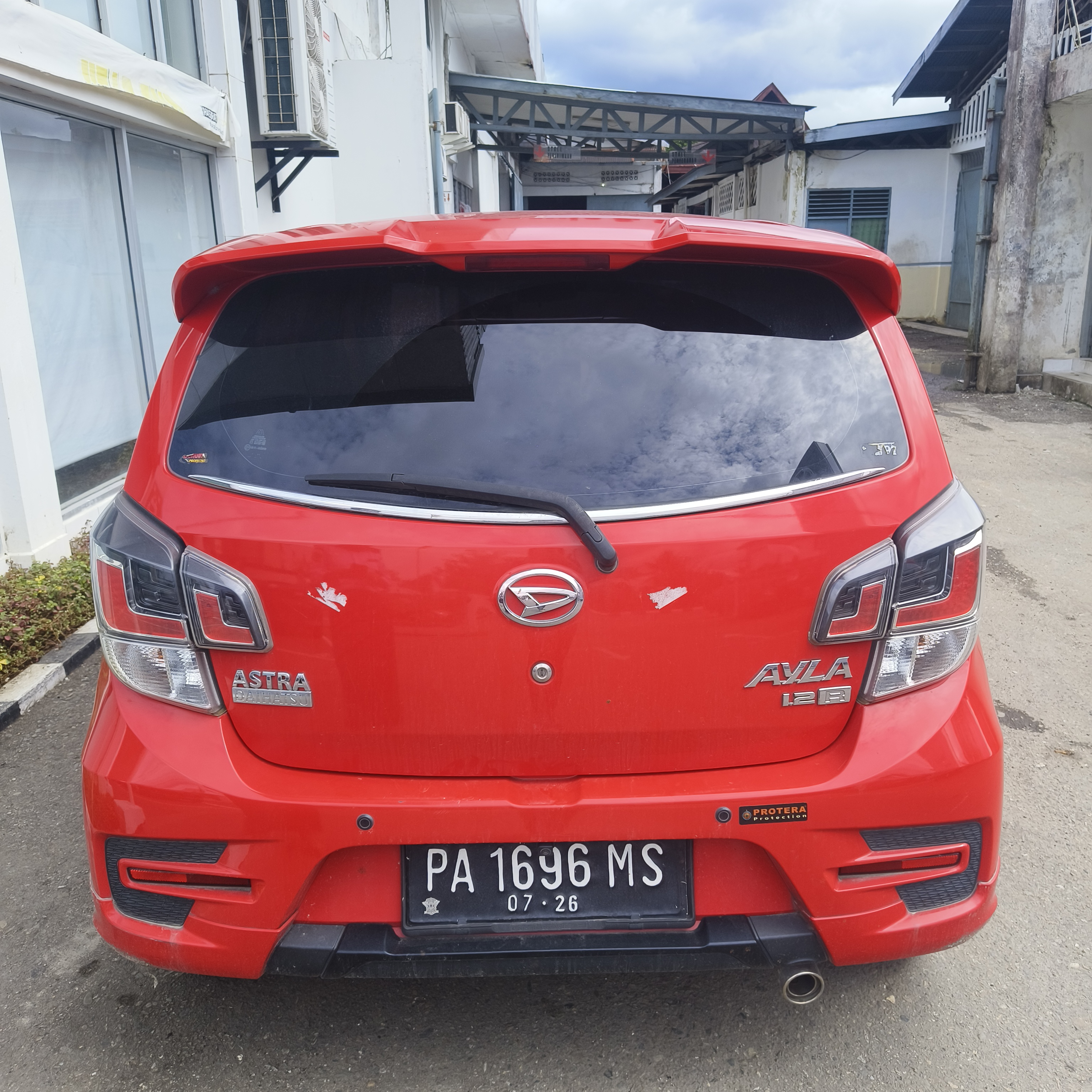 gambar besar 6