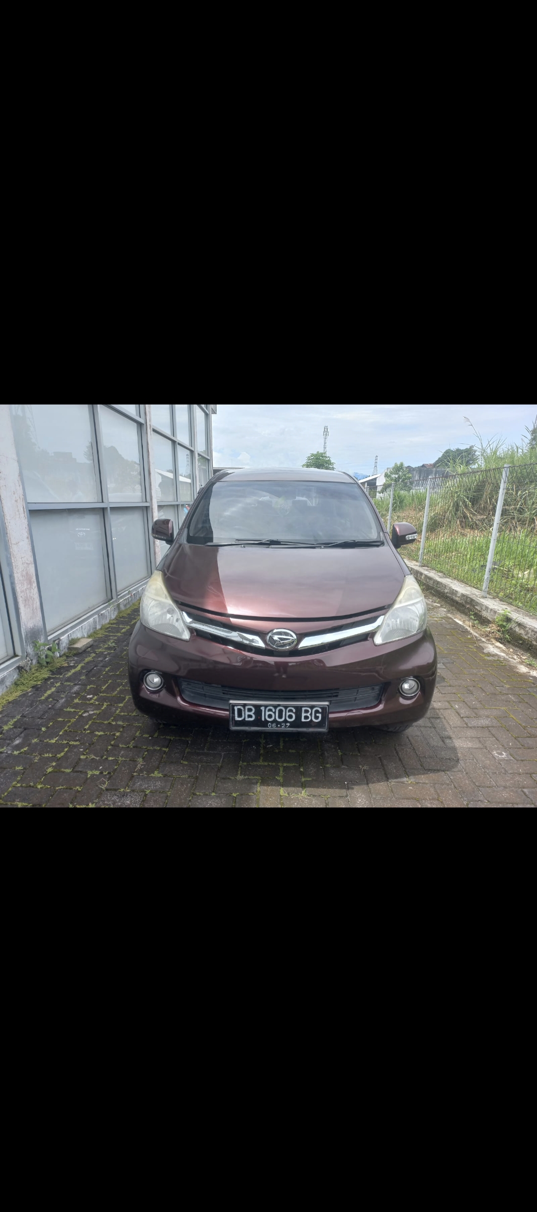 Xenia R Sporty 2012