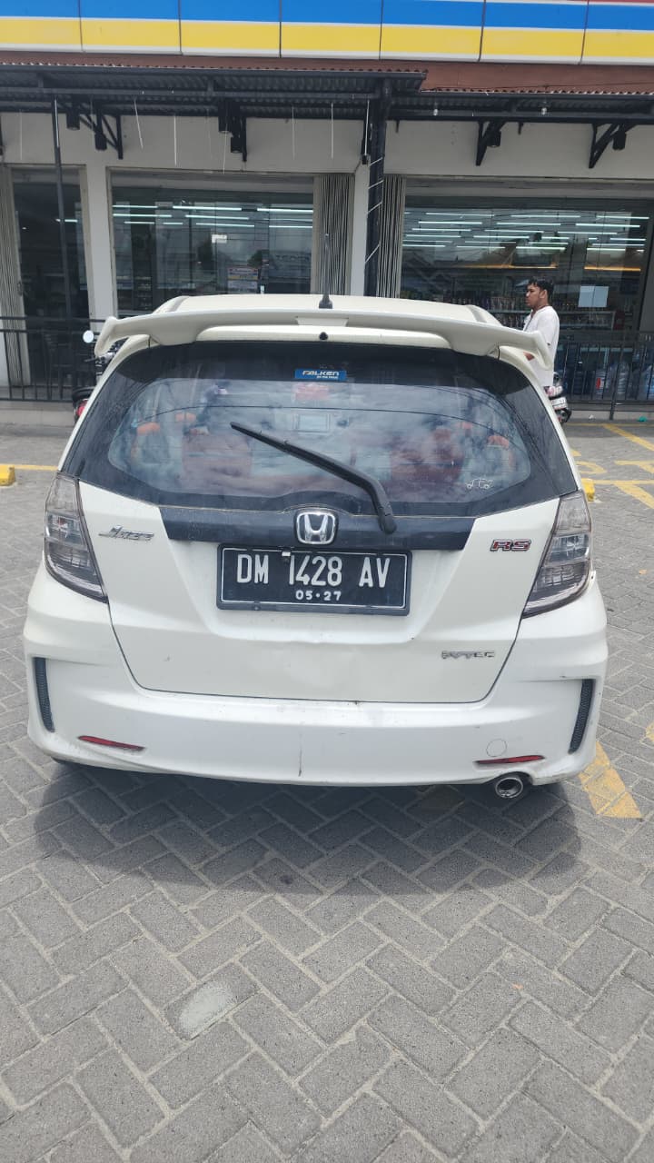 gambar besar 2