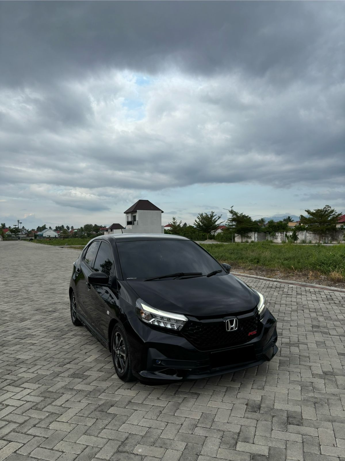 gambar besar 2