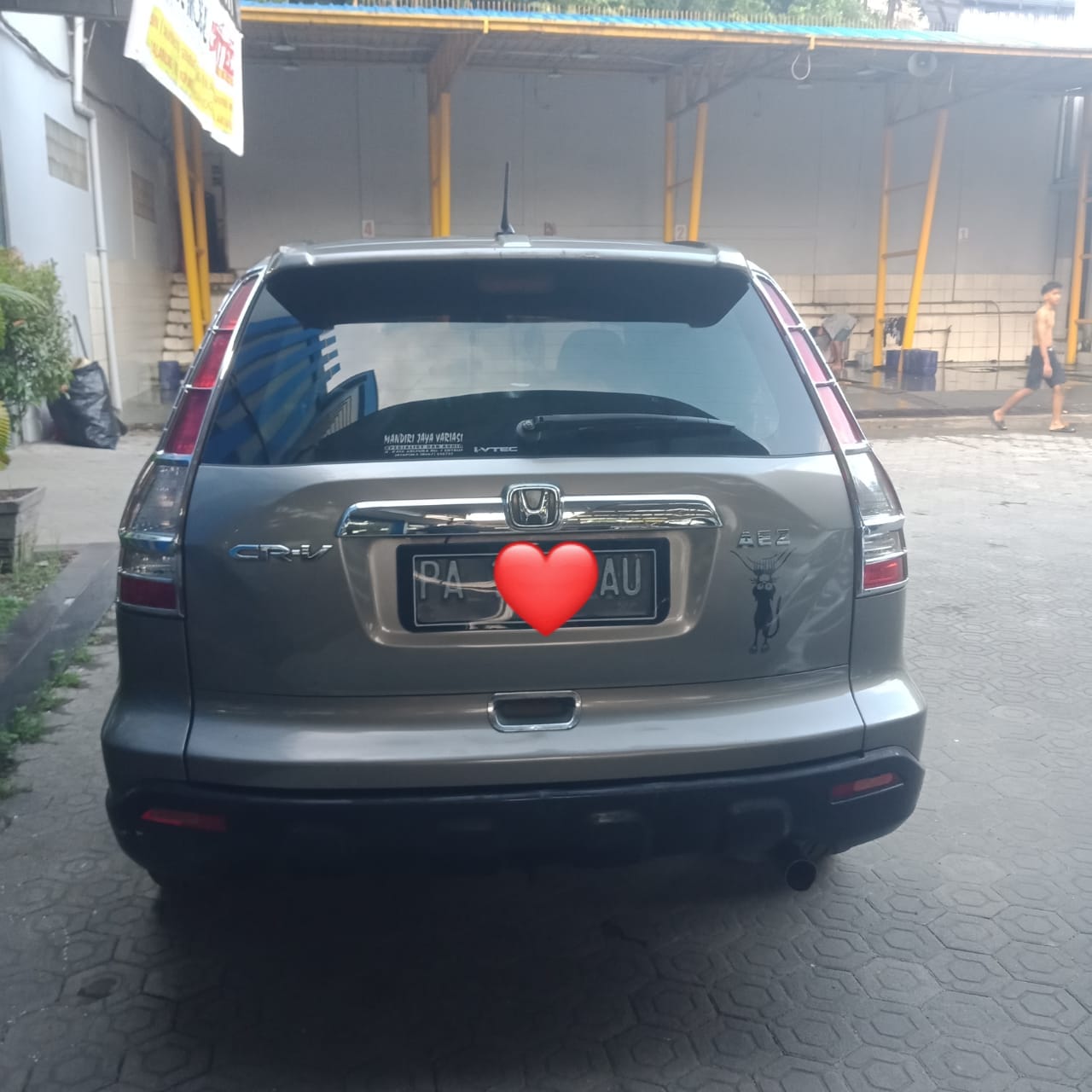 gambar besar 2