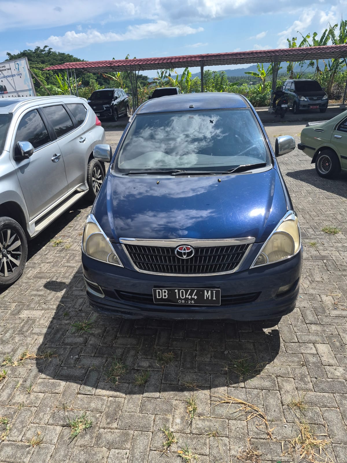 Dijual innova 2.0 G MT 2005