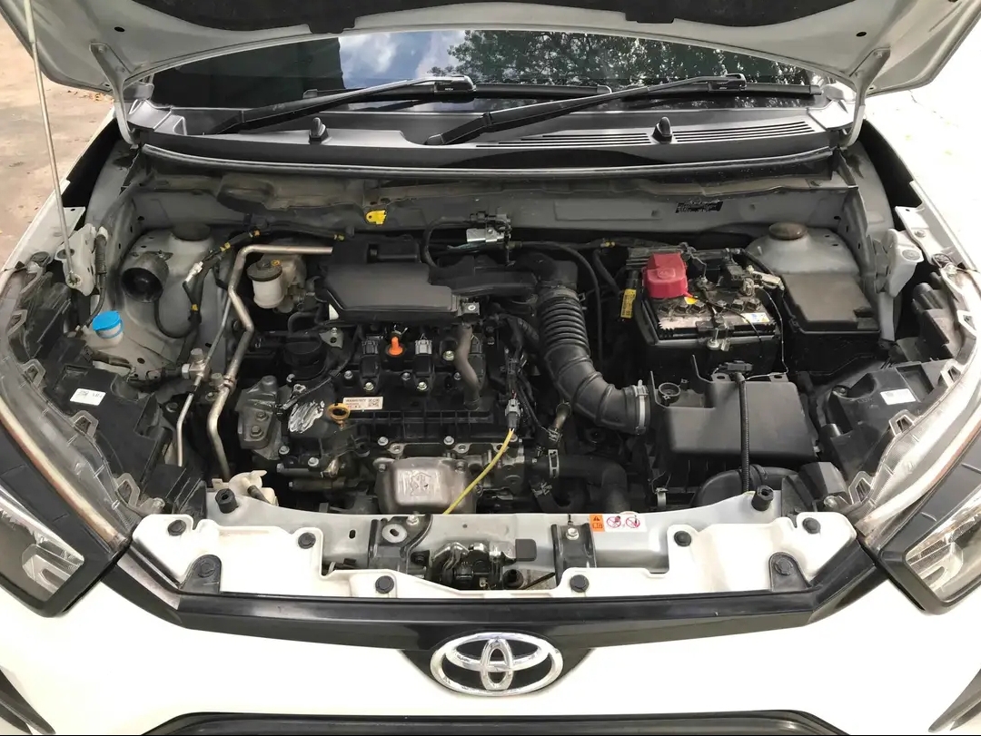 DIJUAL MOBIL RAIZE 1.0 T G M/T KOTA TERNATE