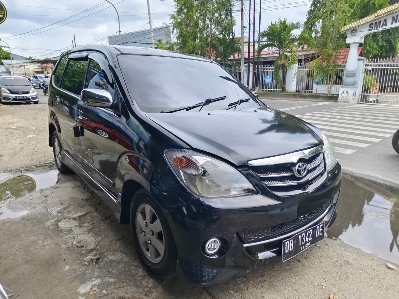 gambar besar 2