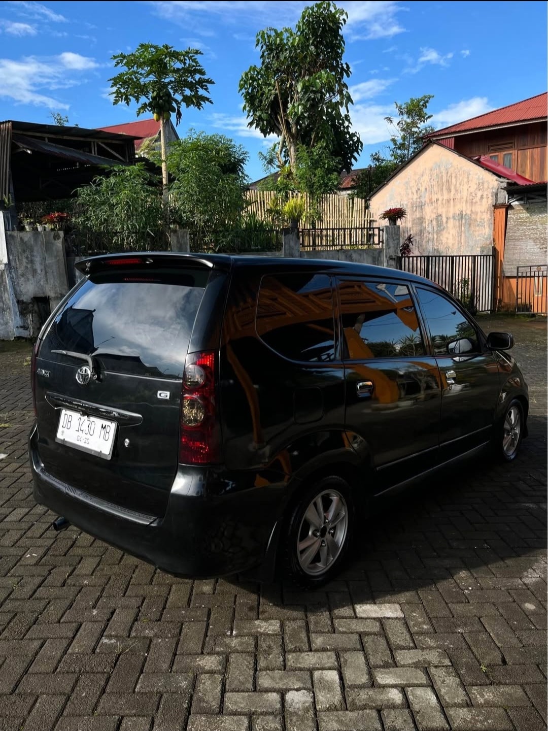 gambar besar 2