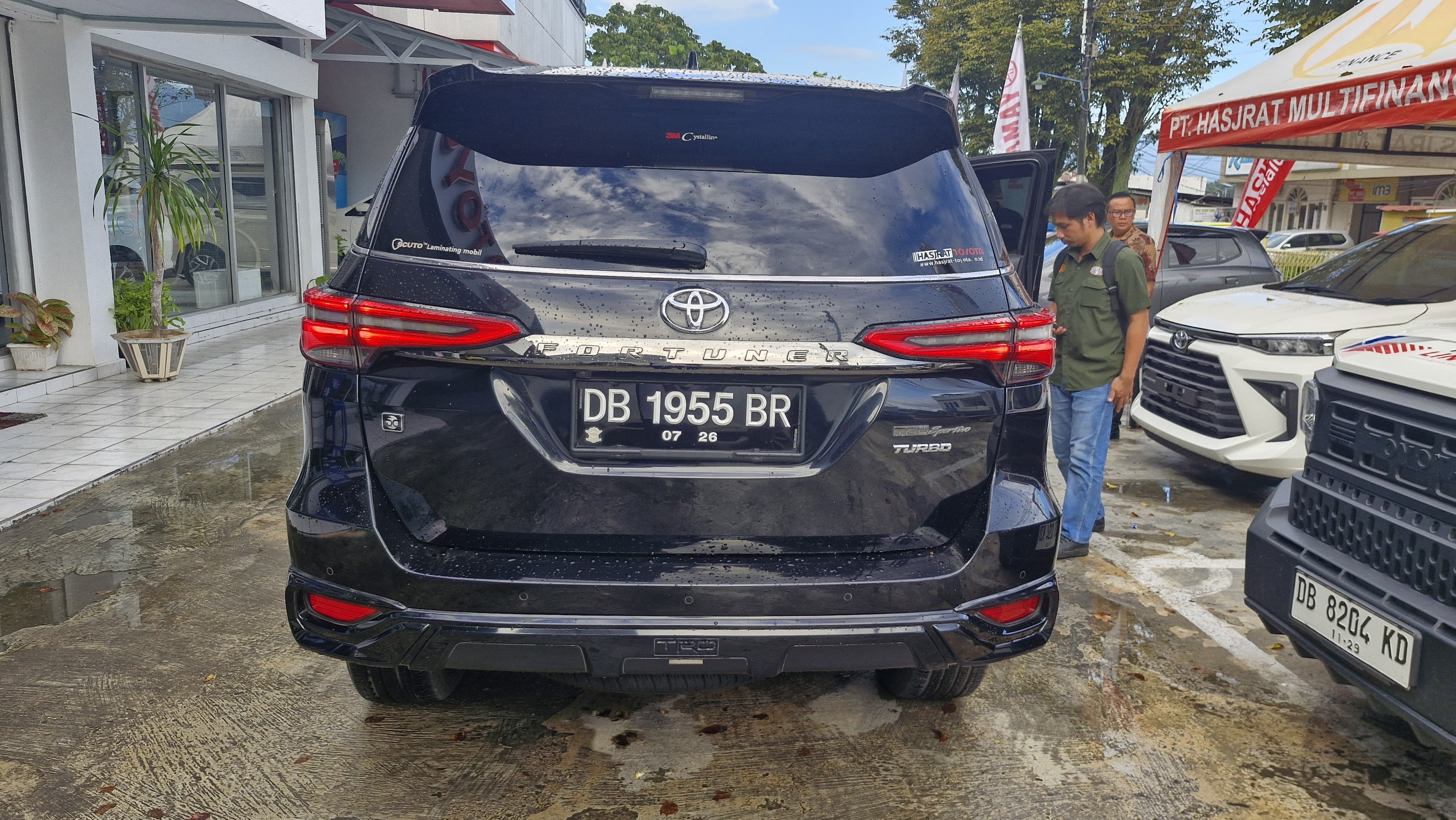 gambar besar 2
