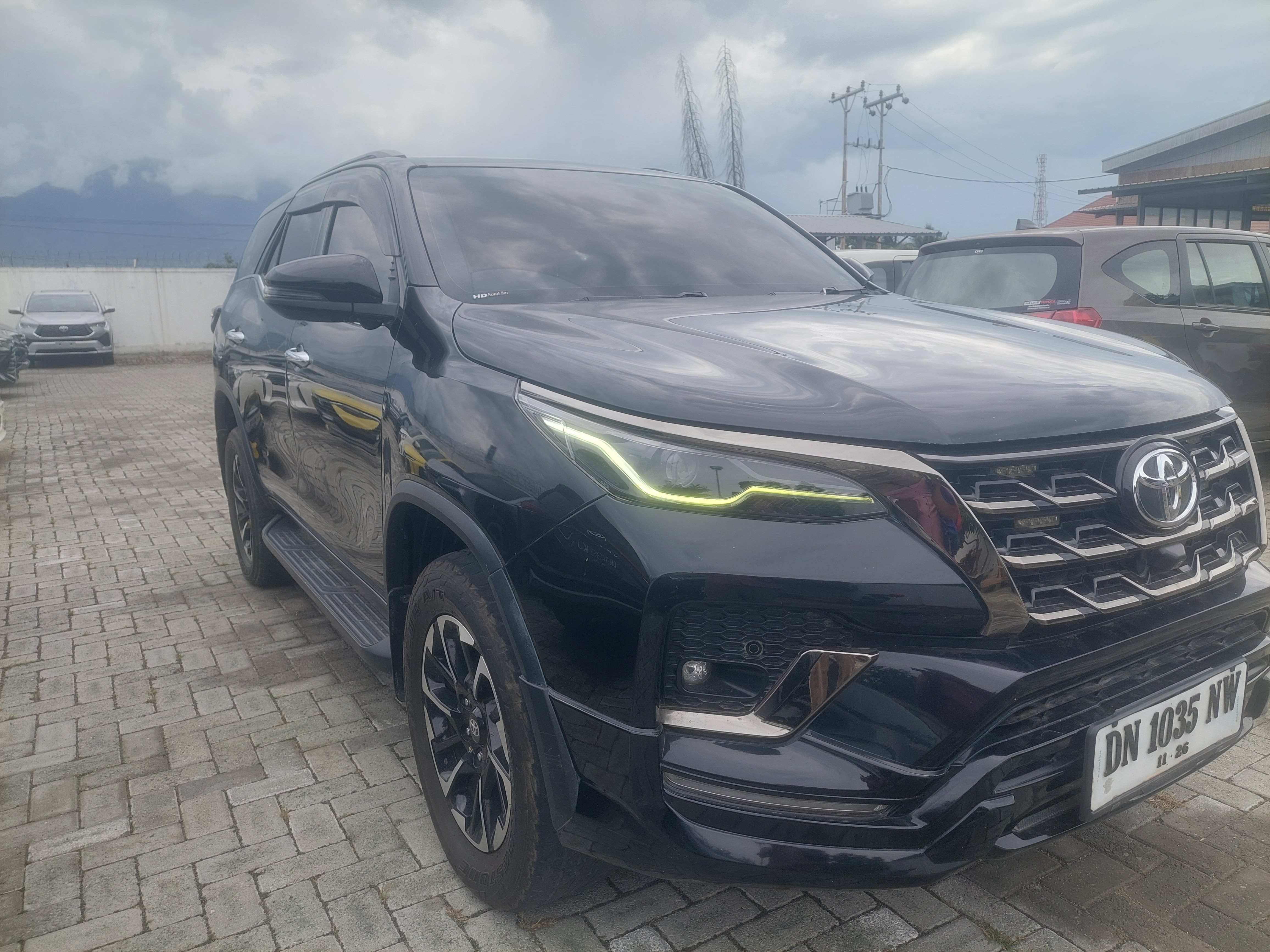 gambar besar 2