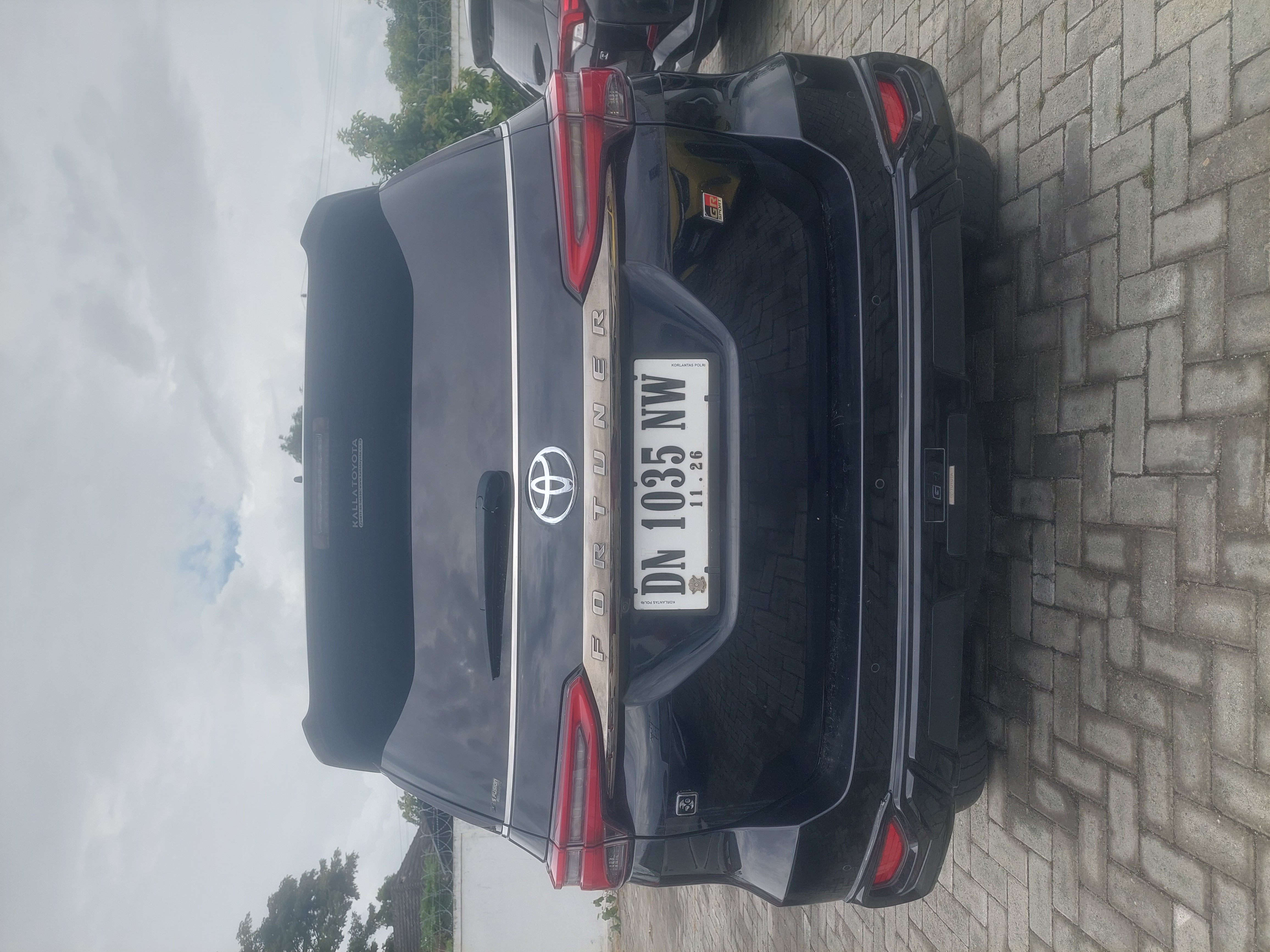 gambar besar 5