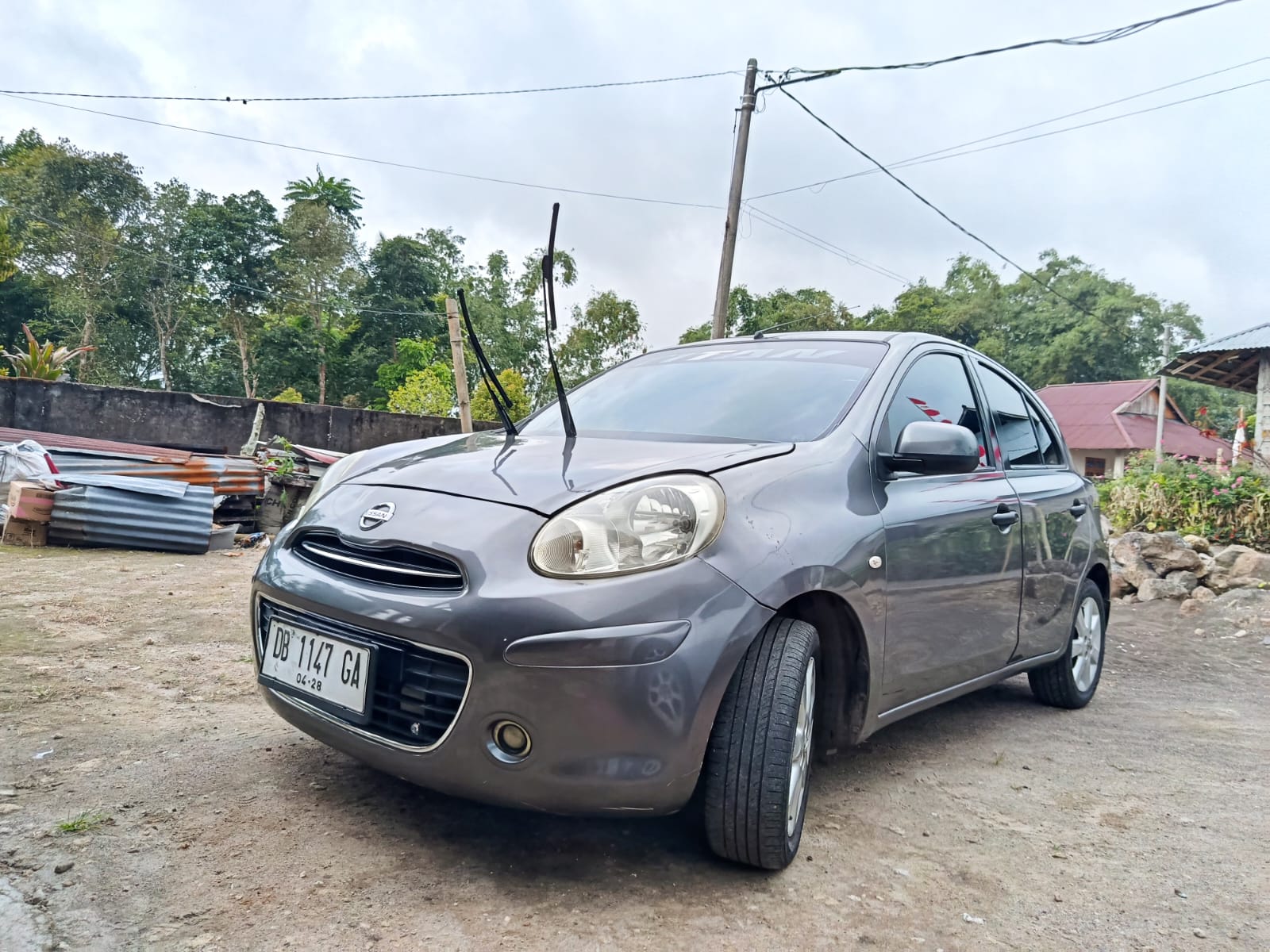 gambar besar 2