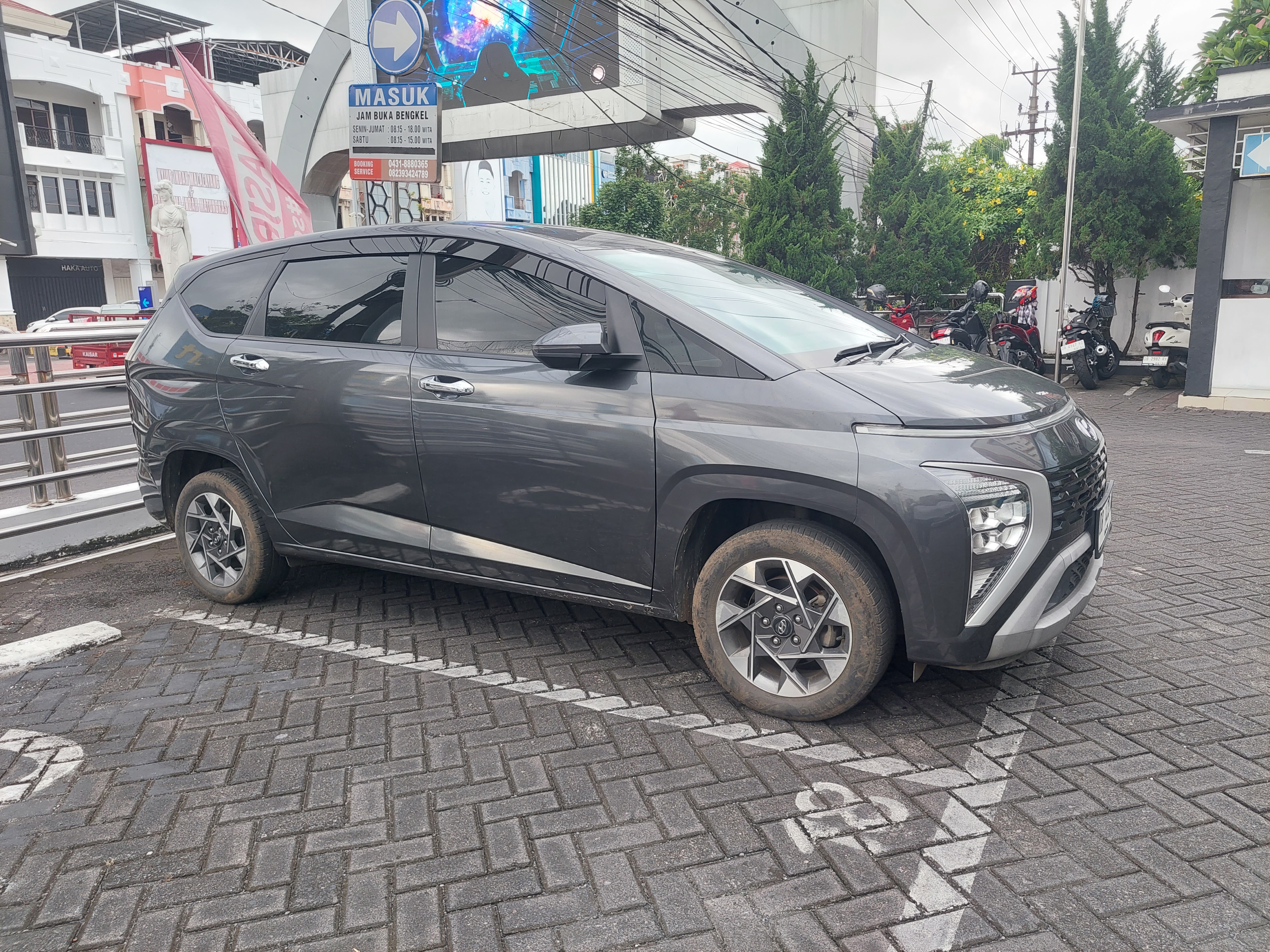gambar besar 2