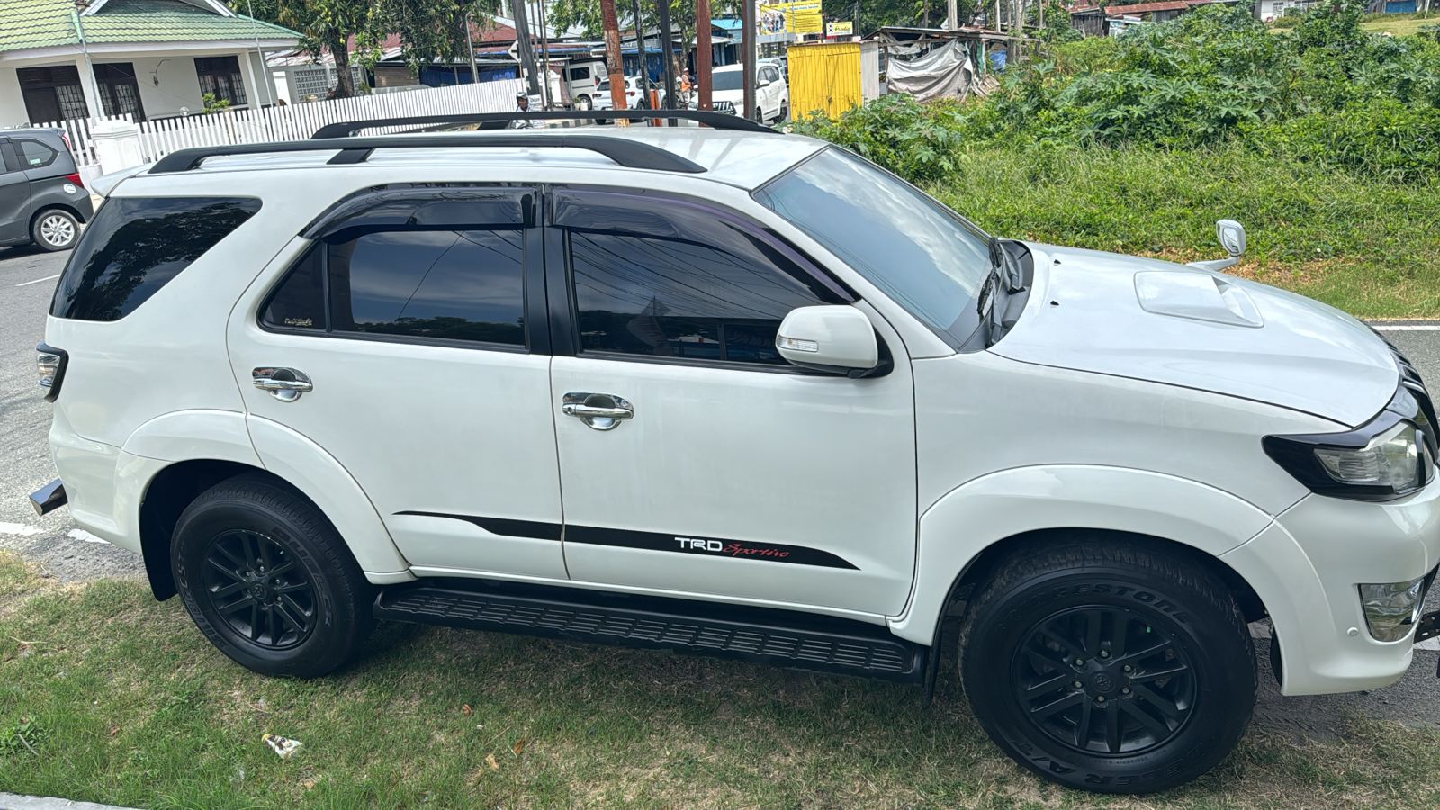 gambar besar 2