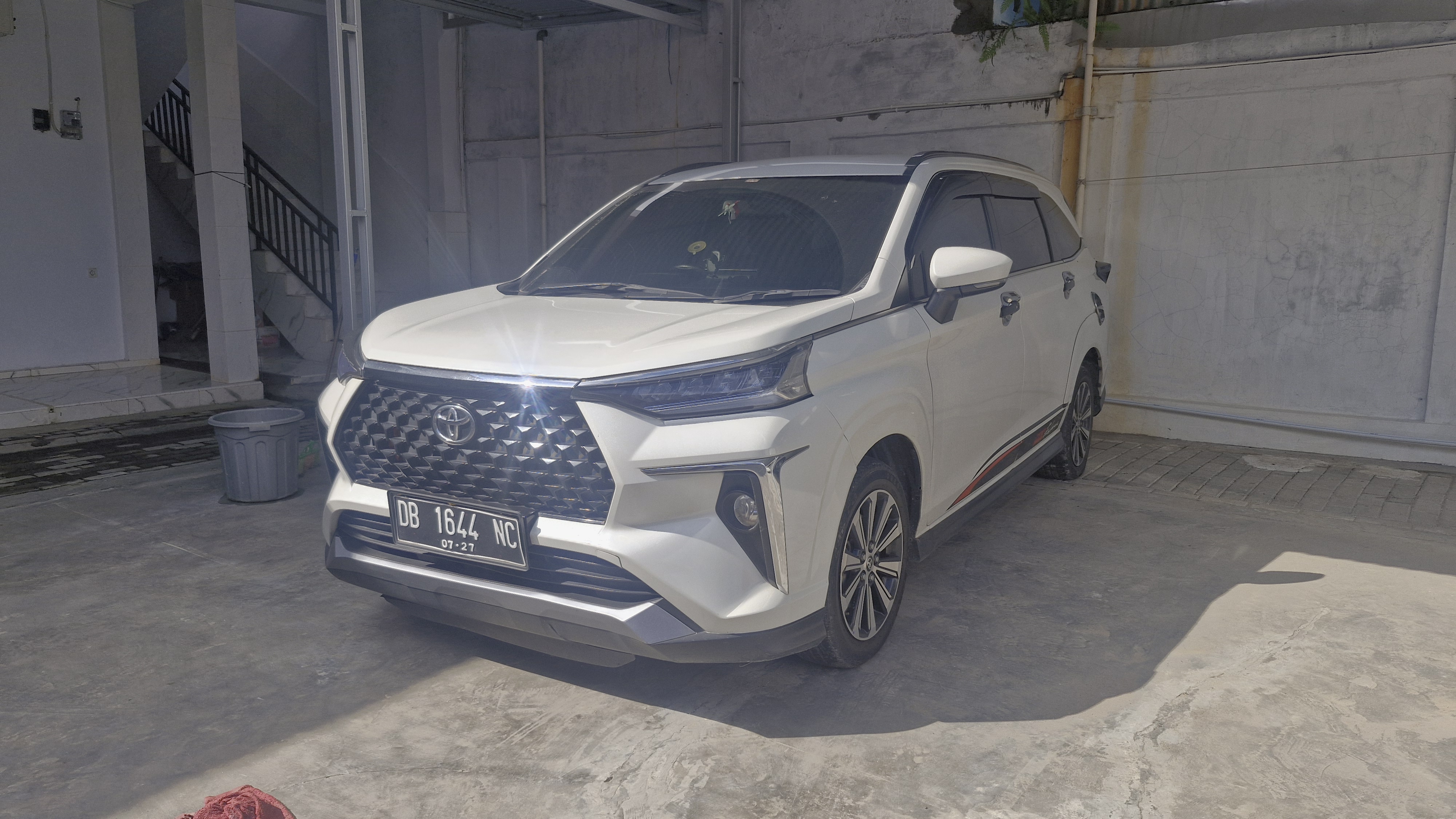 gambar besar 2