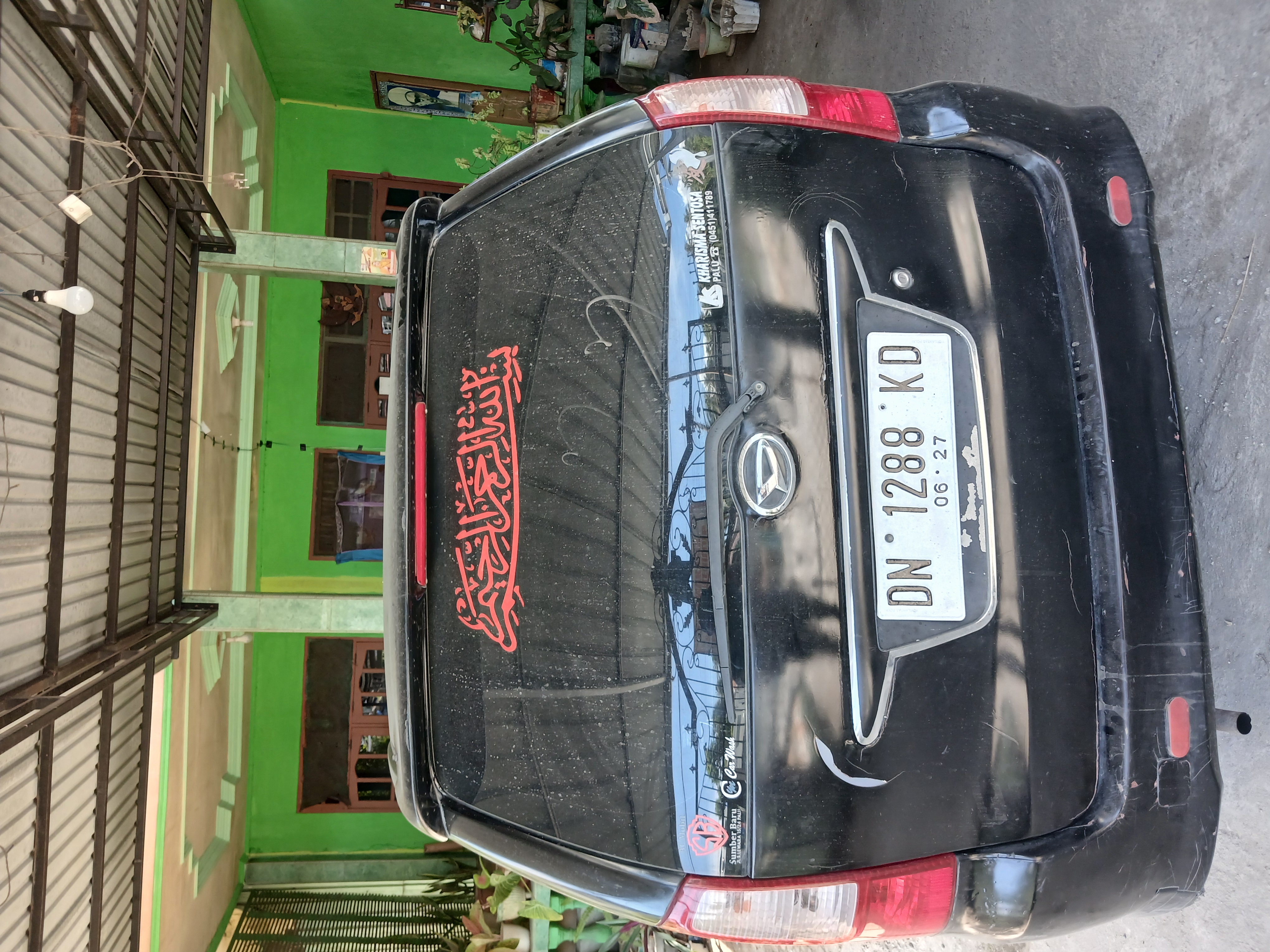 gambar besar 2