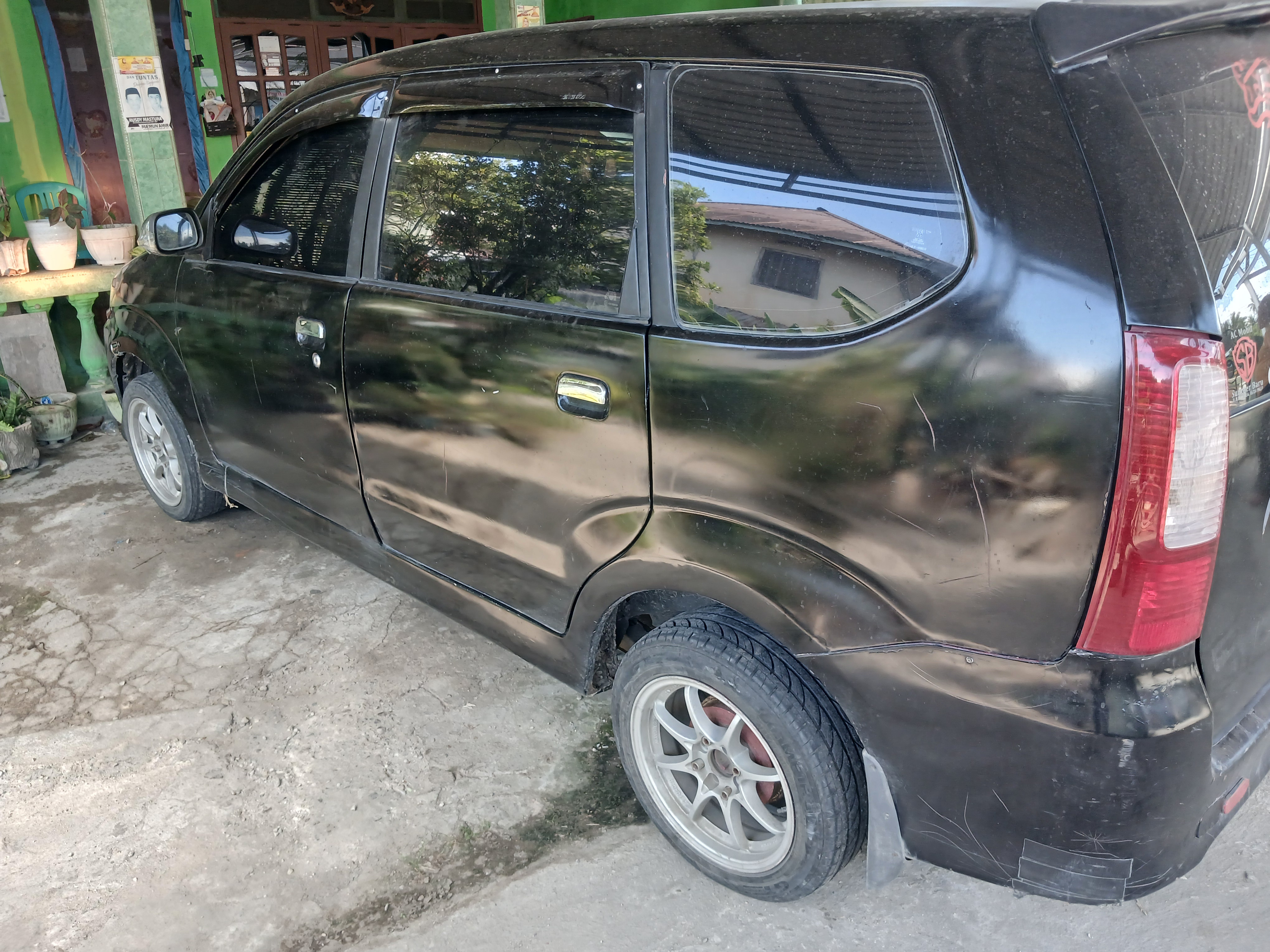 gambar besar 4
