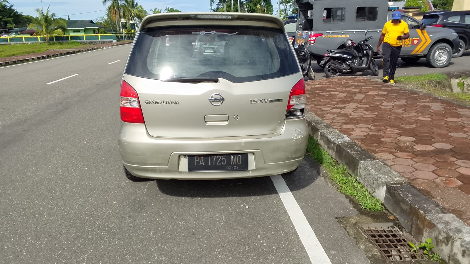 gambar besar 2