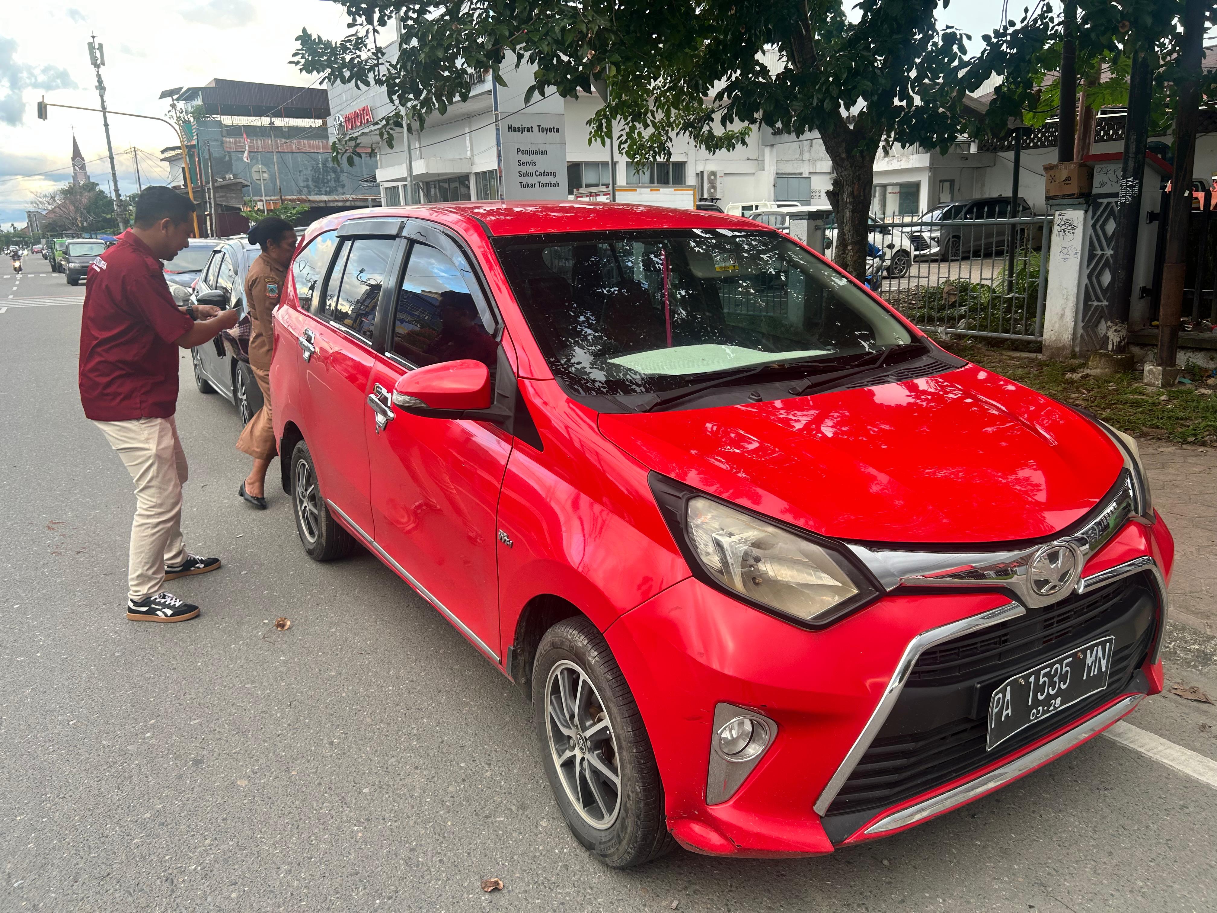 gambar besar 9