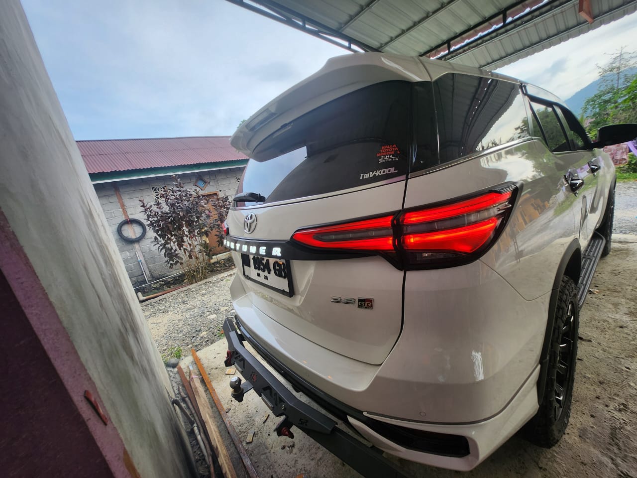 gambar besar 2