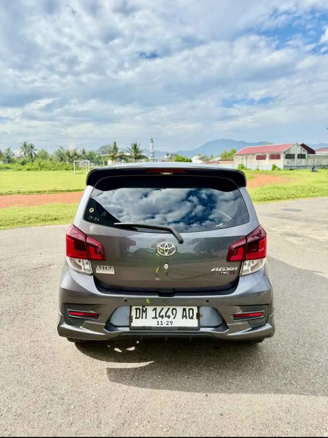 gambar besar 2