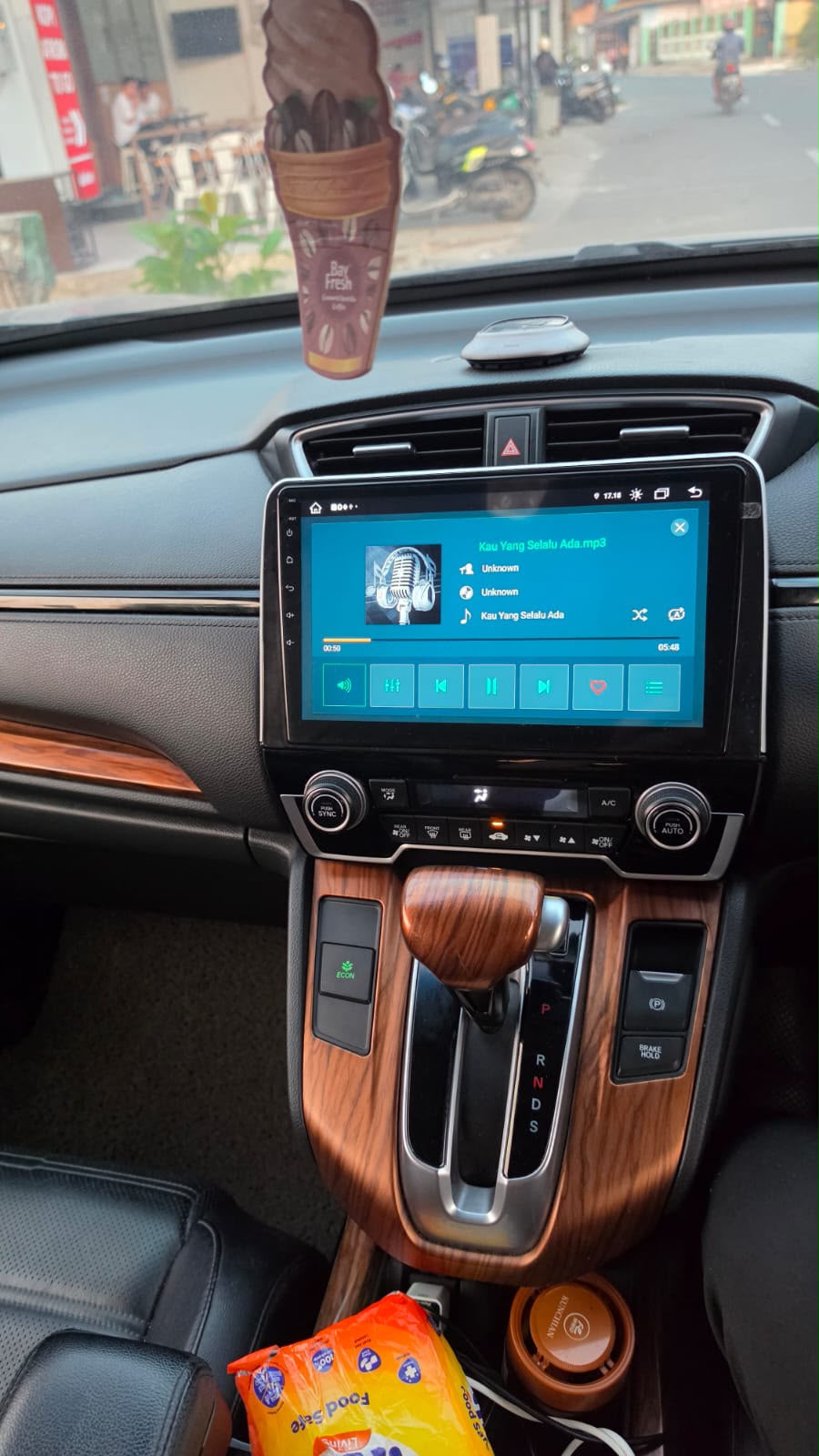 gambar besar 6