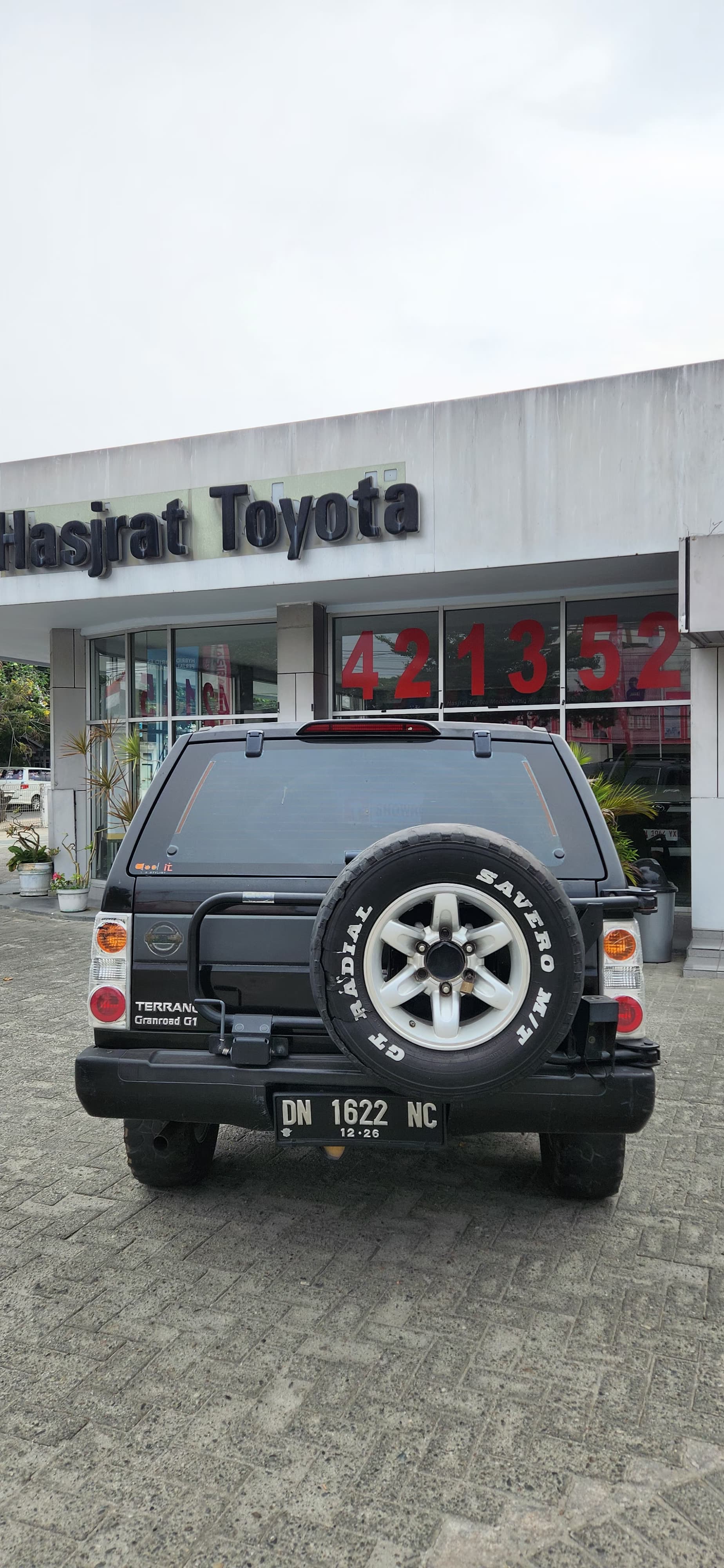 gambar besar 2