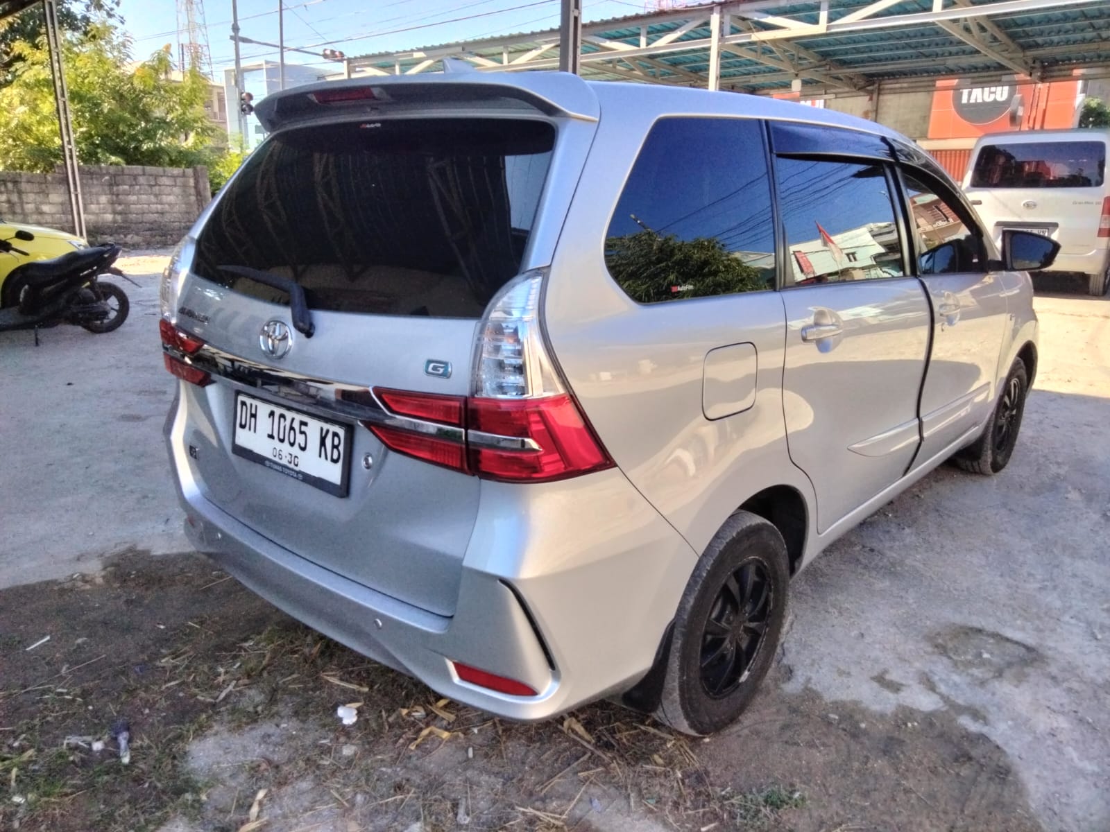 gambar besar 2