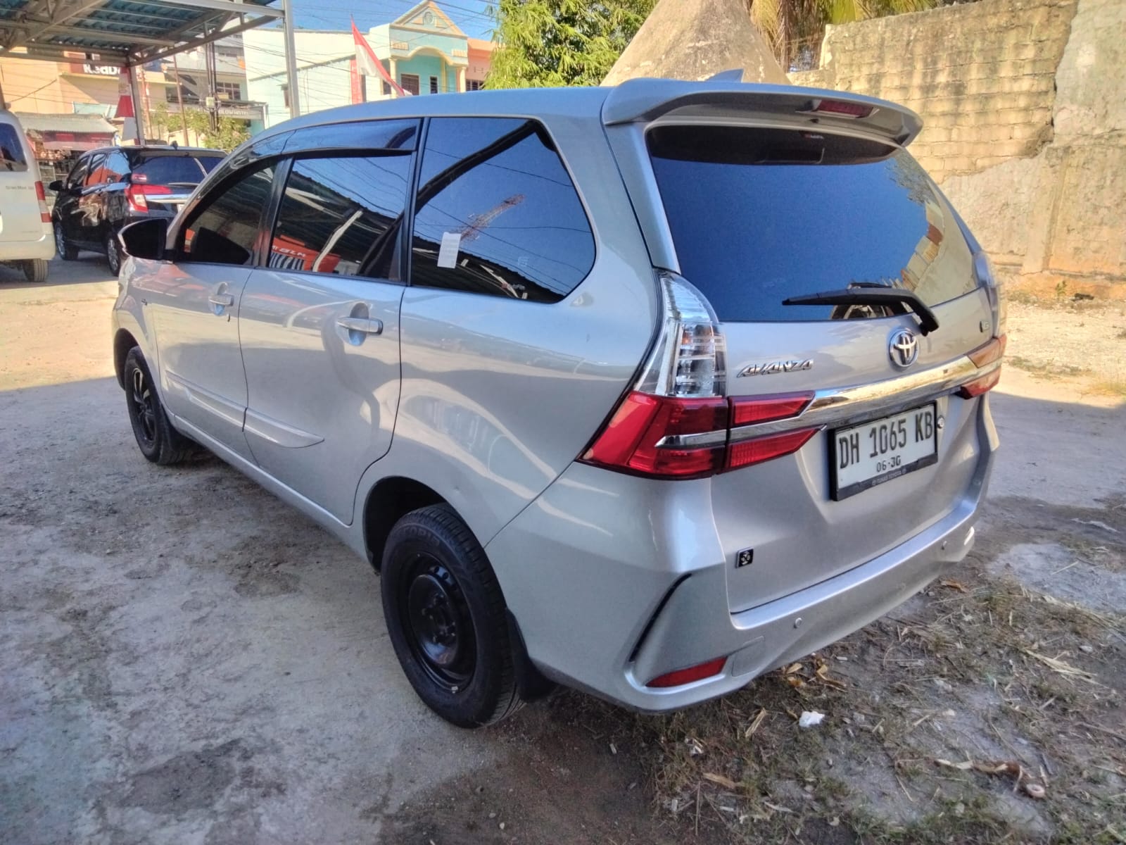 gambar besar 6