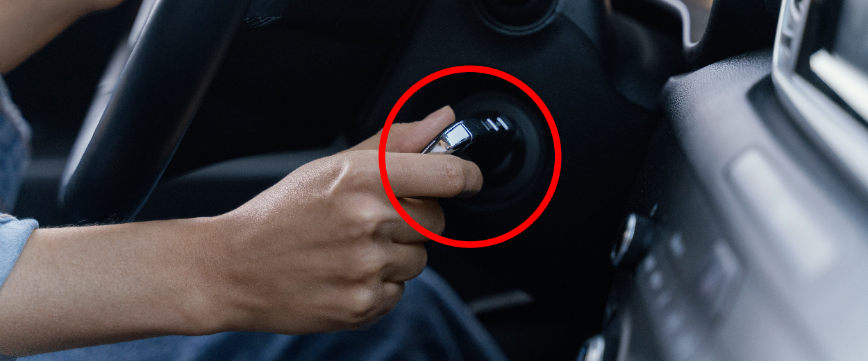 Kenapa Kunci Mobil Sulit Dicabut? Ini Penyebab & Solusinya