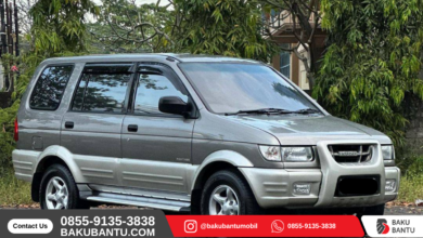 Mobil Bekas Isuzu Panther Touring