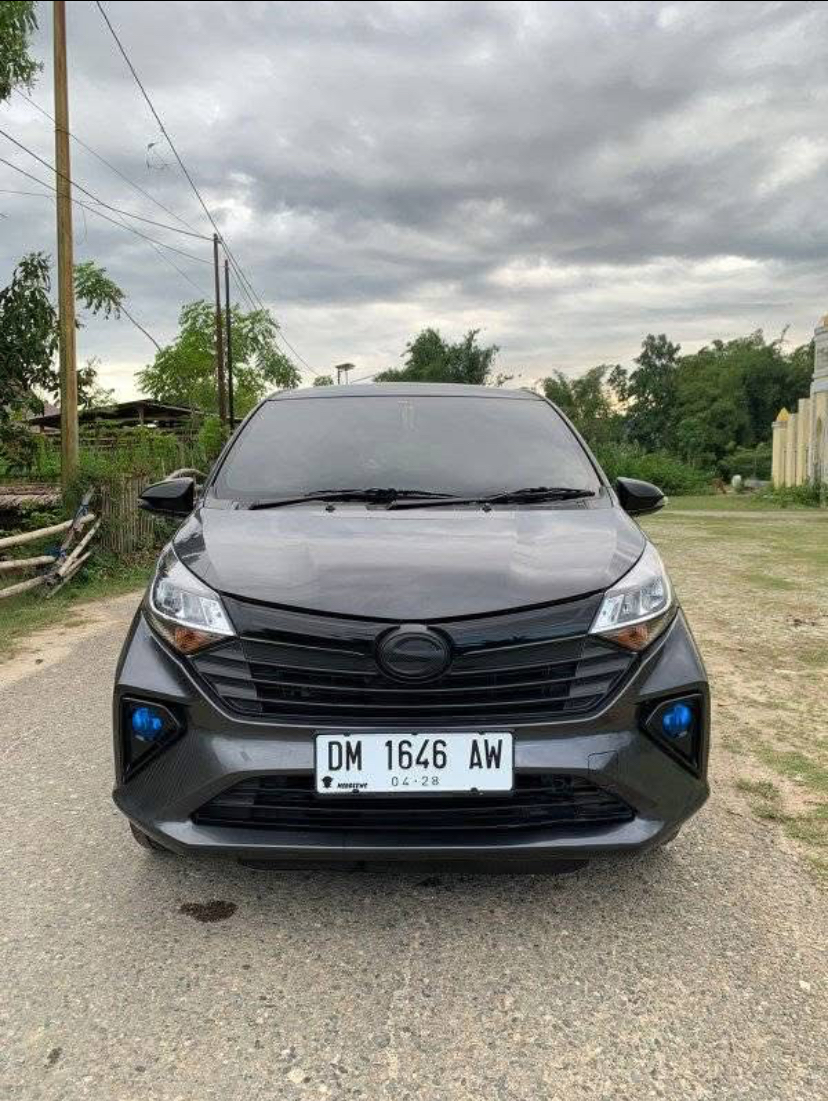 SIGRA R DELUXE M/T 2022