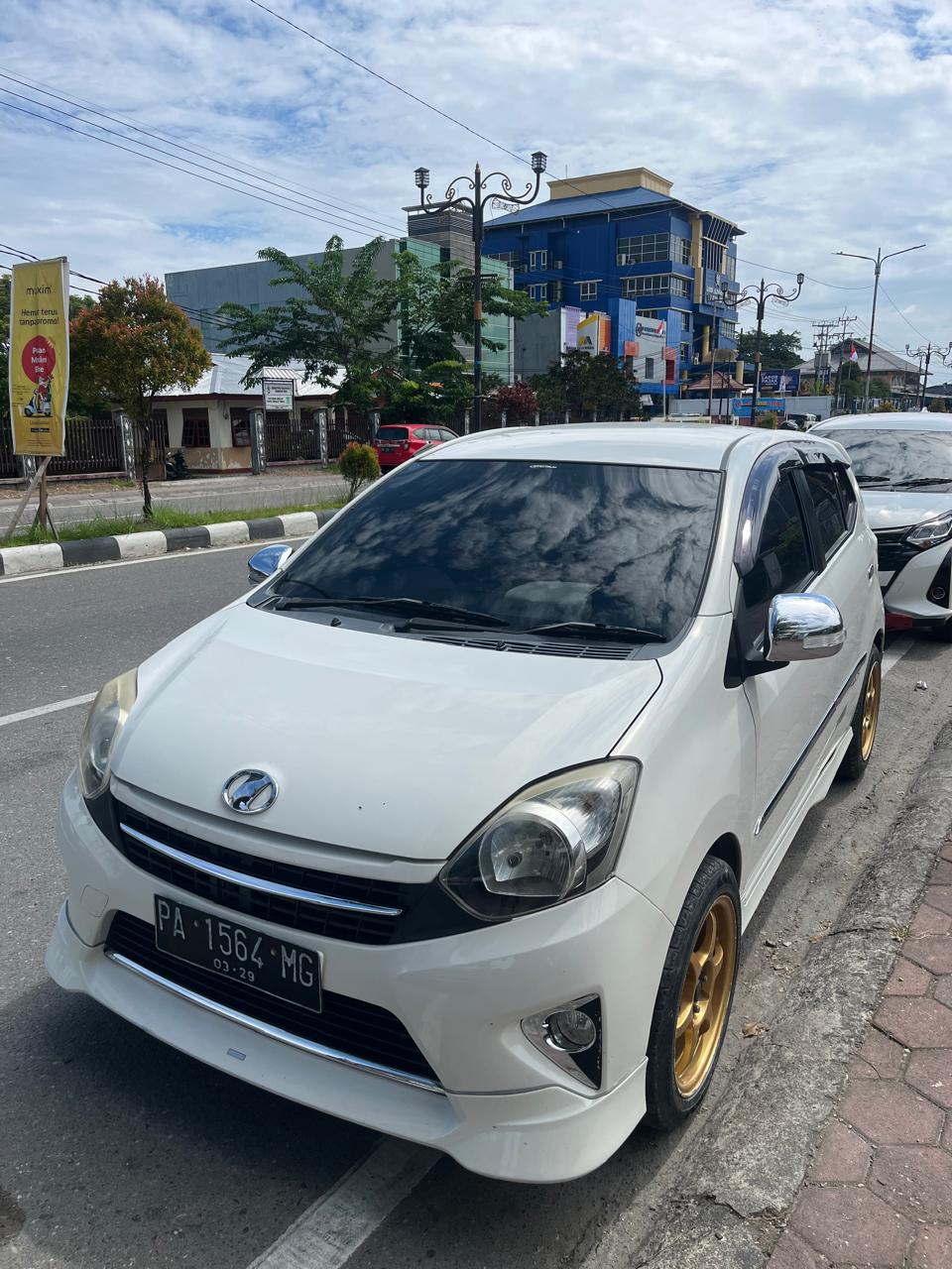 Lelang Agya G manual 2014