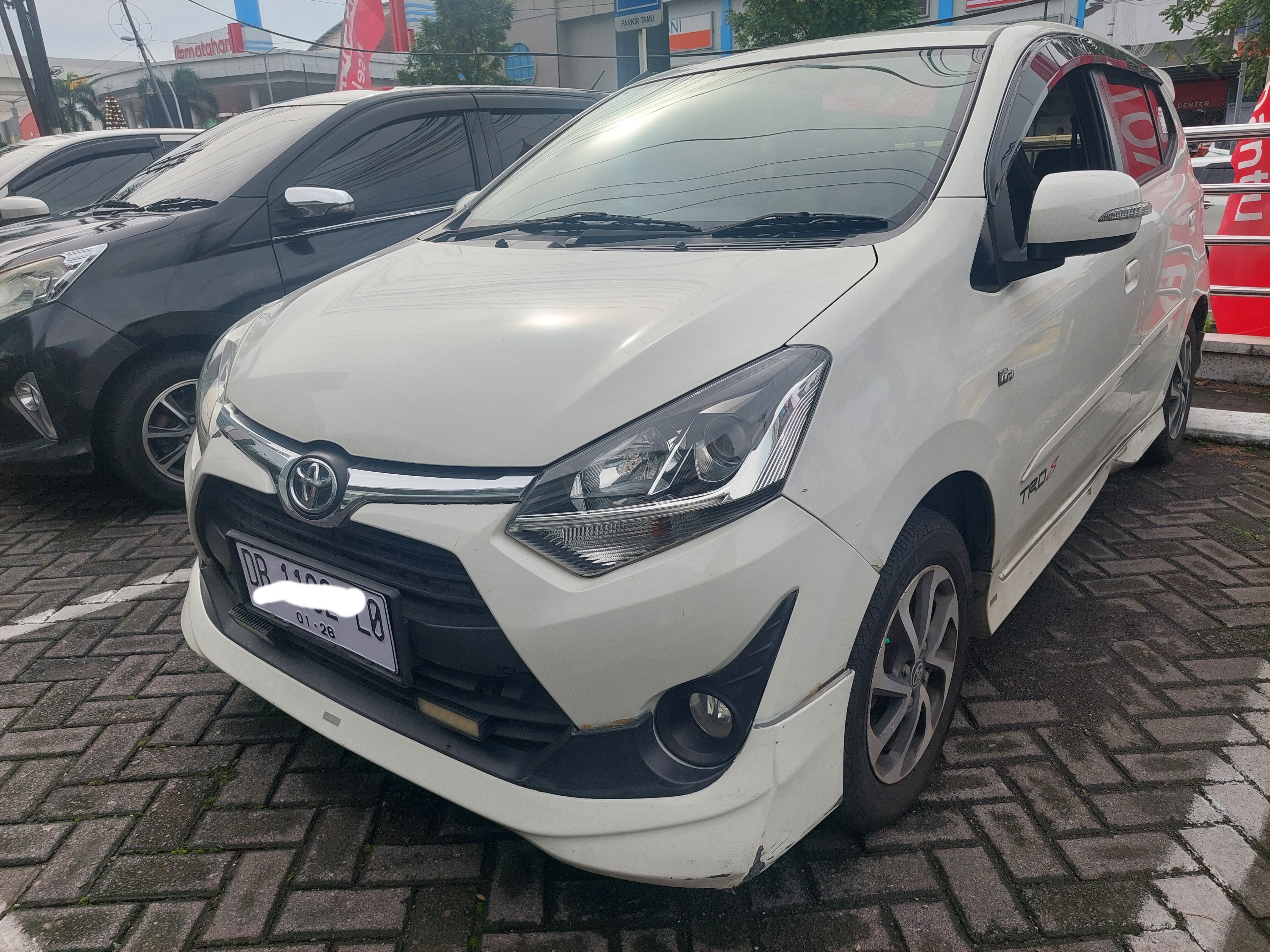 AGYA 1.2 G TRD MT 2018