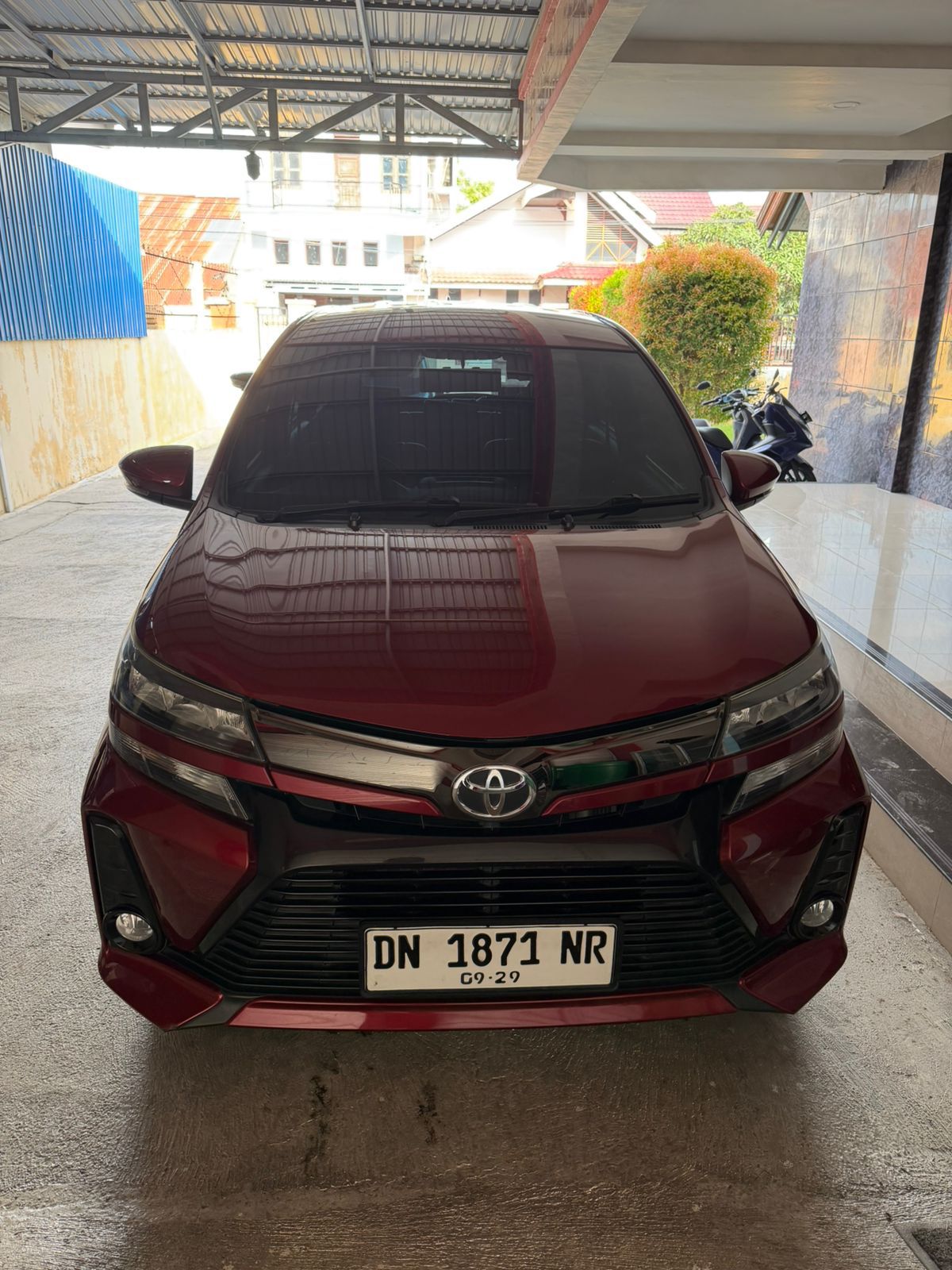 Di Jual Avanza Veloz 1.5 A/T