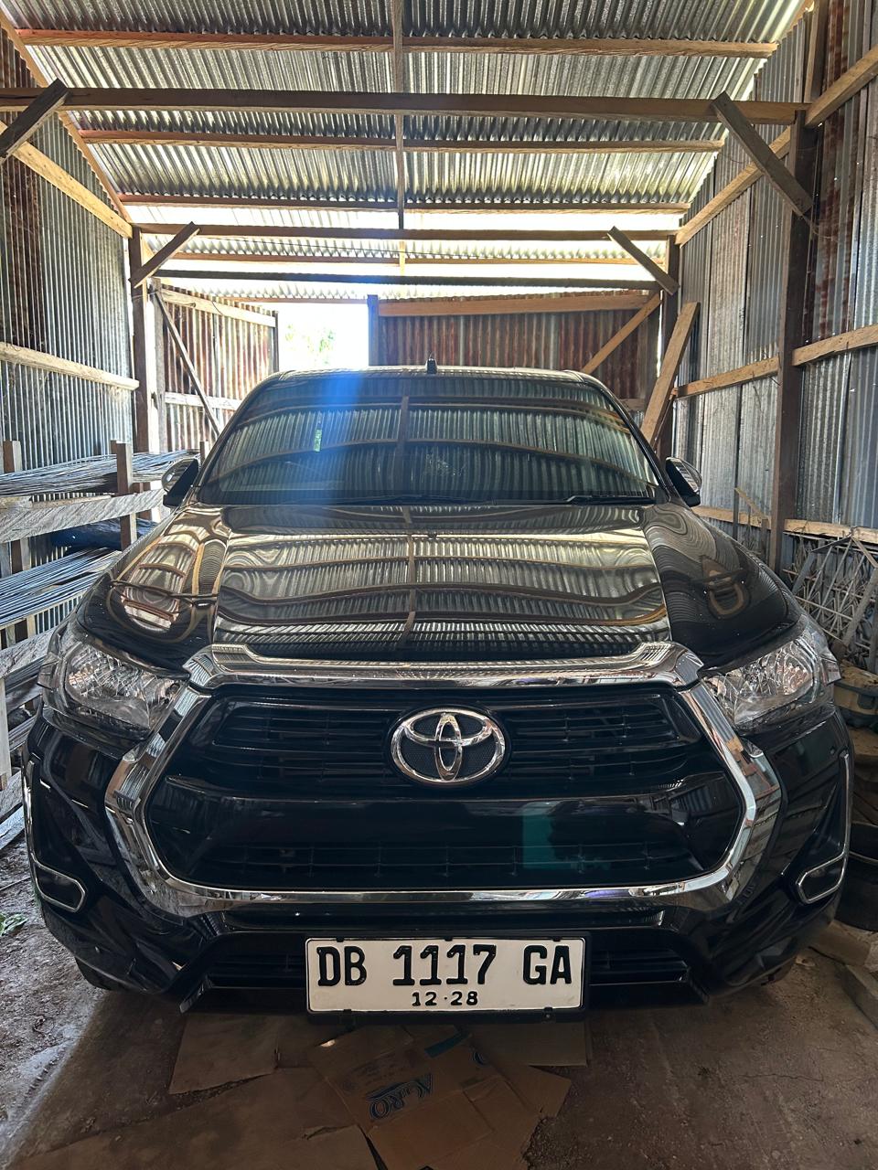 Hilux Double Cabin 2.4 G M/T Diesel