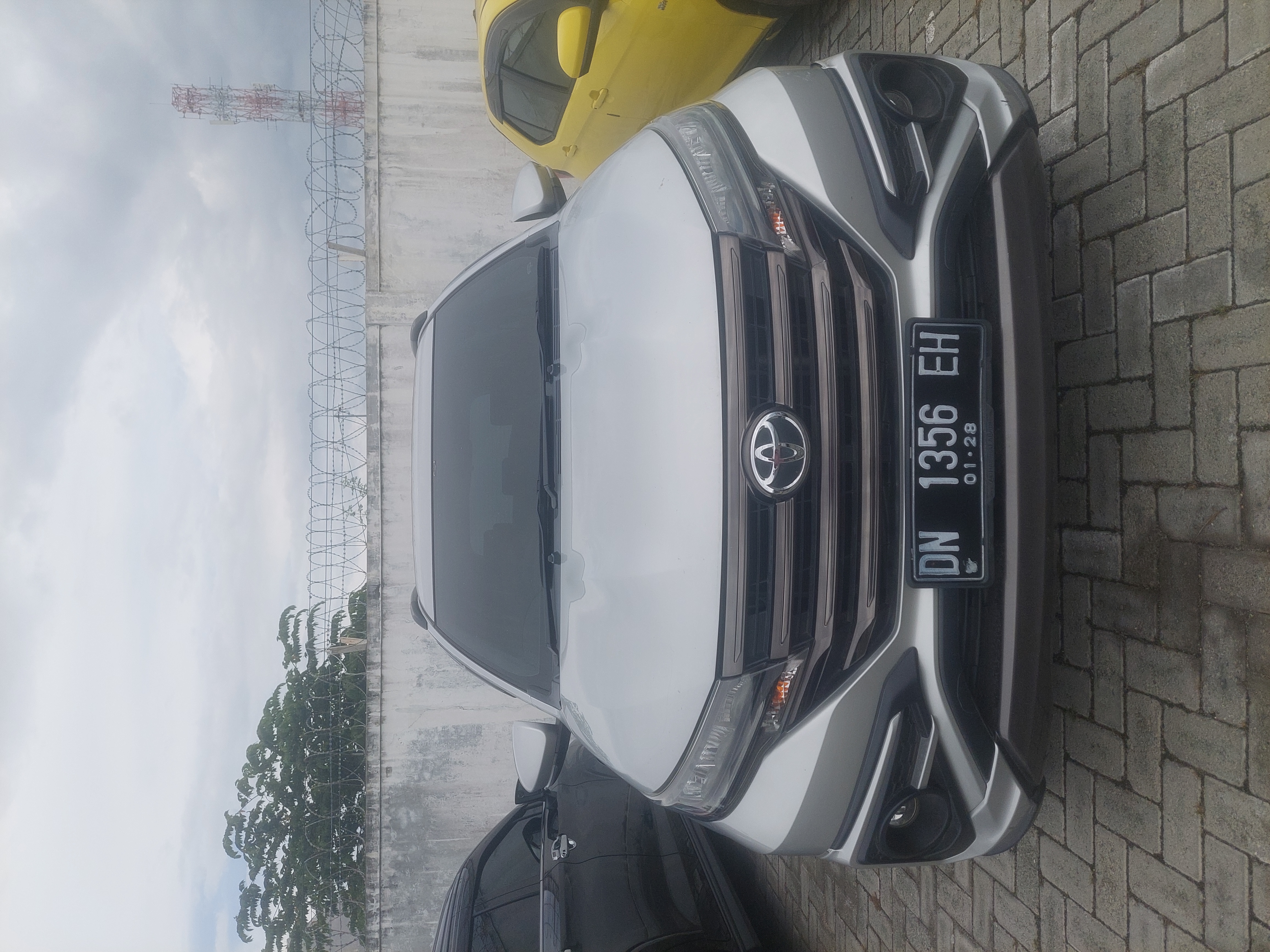 TOYOTA RUSH METIK TAHUN 2022