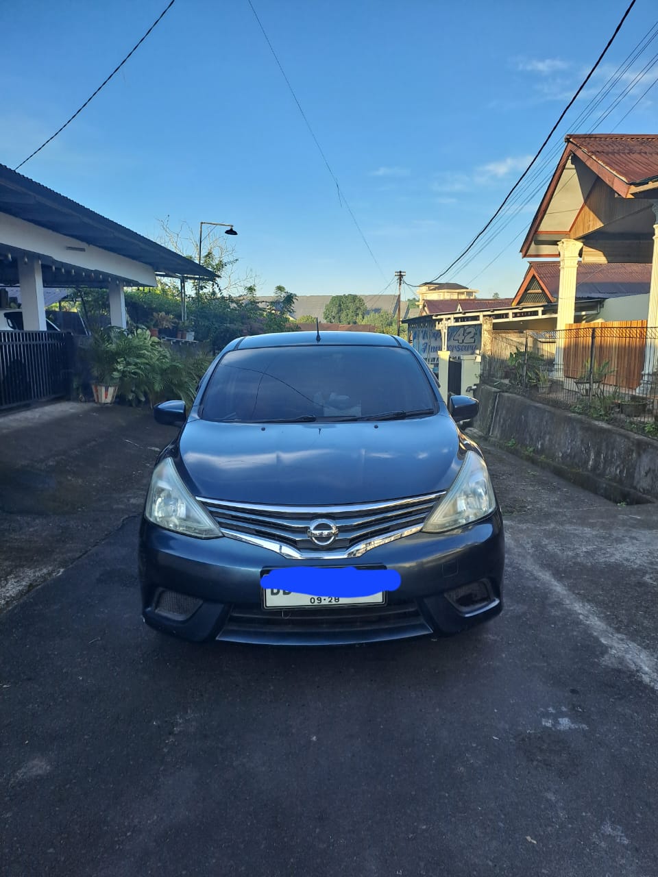 Nissan Grand Livina 1.5 SV M/T