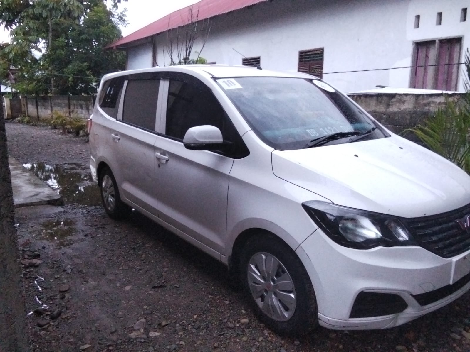 wuling confero