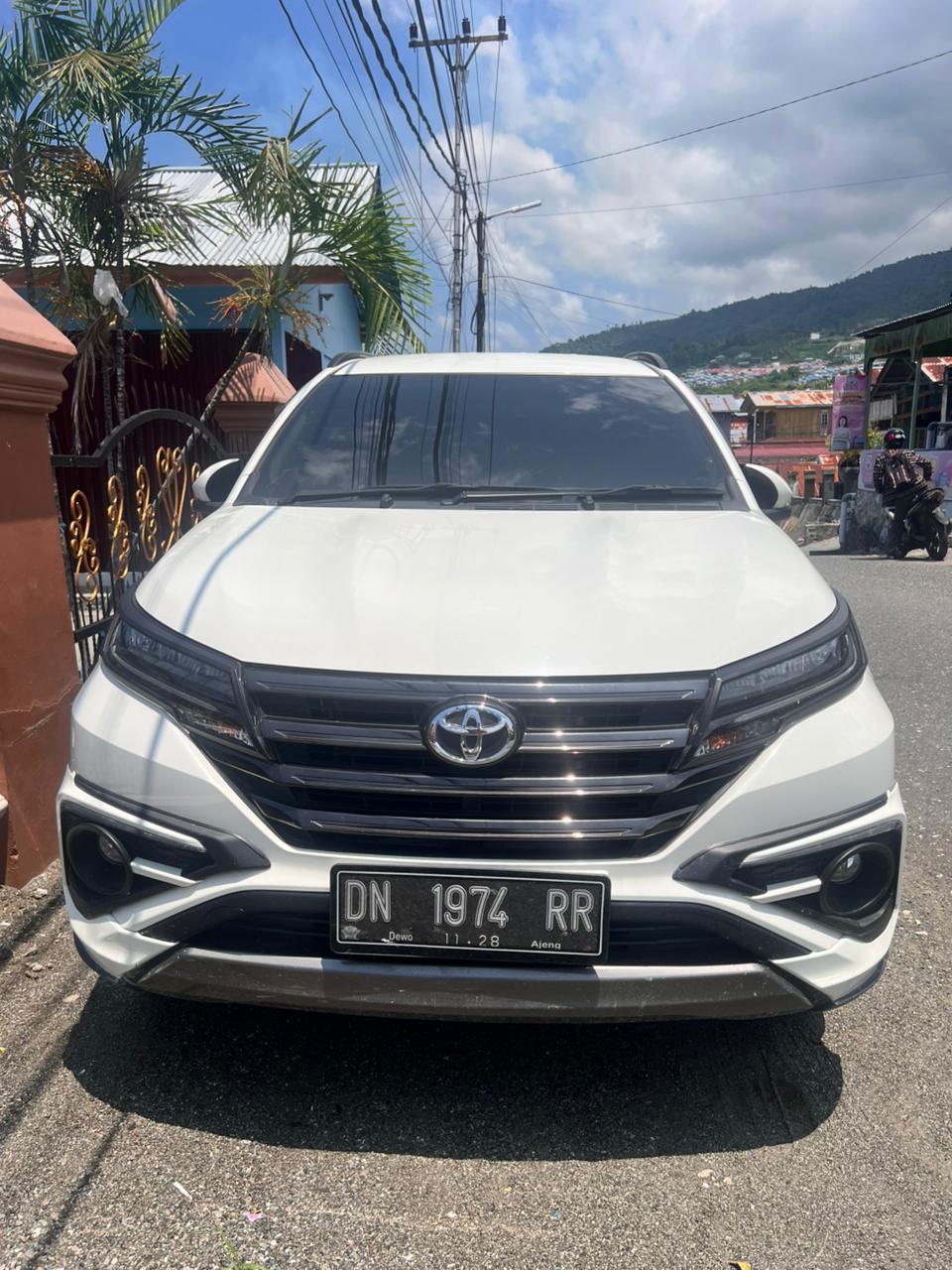 Toyota Rush 1.5 GR Sport MT